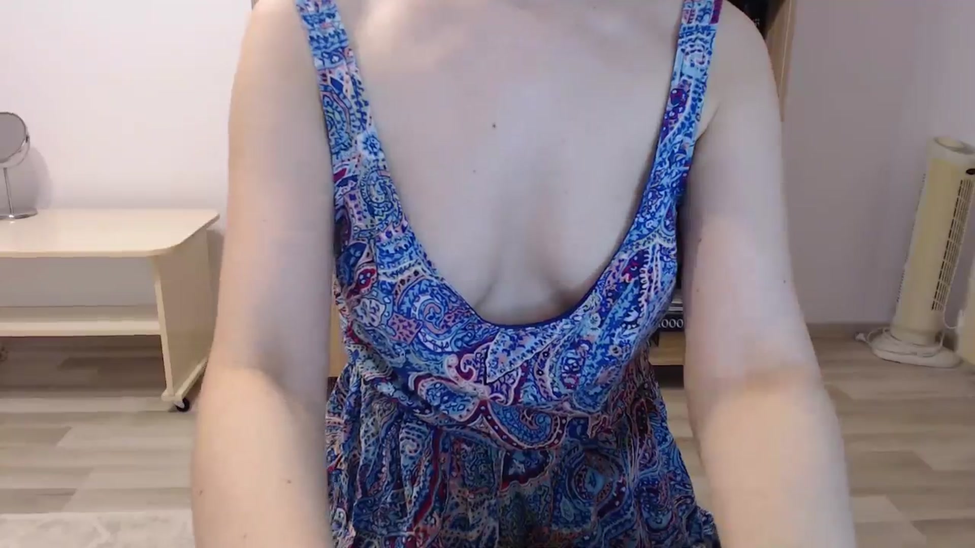Gallery image thumbnail from SailorJupitr's myfreecams stream on, 11/03/2024, 22:01 image 4 of 20