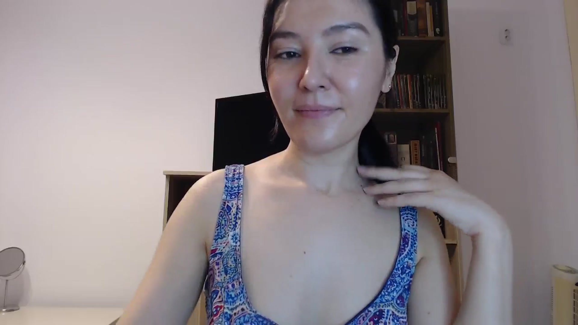 Gallery image thumbnail from SailorJupitr's myfreecams stream on, 11/03/2024, 22:50 image 12 of 20