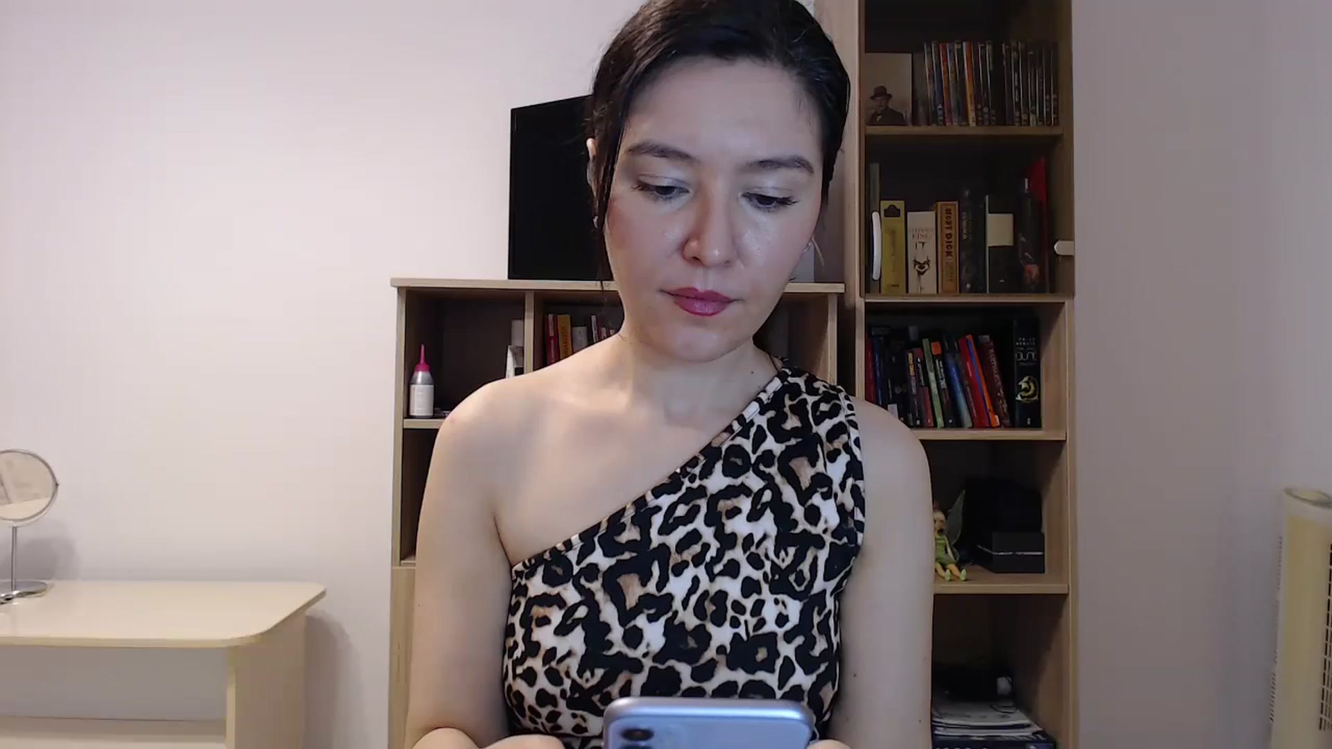 Gallery image thumbnail from SailorJupitr's myfreecams stream on, 11/13/2024, 07:54 image 9 of 20