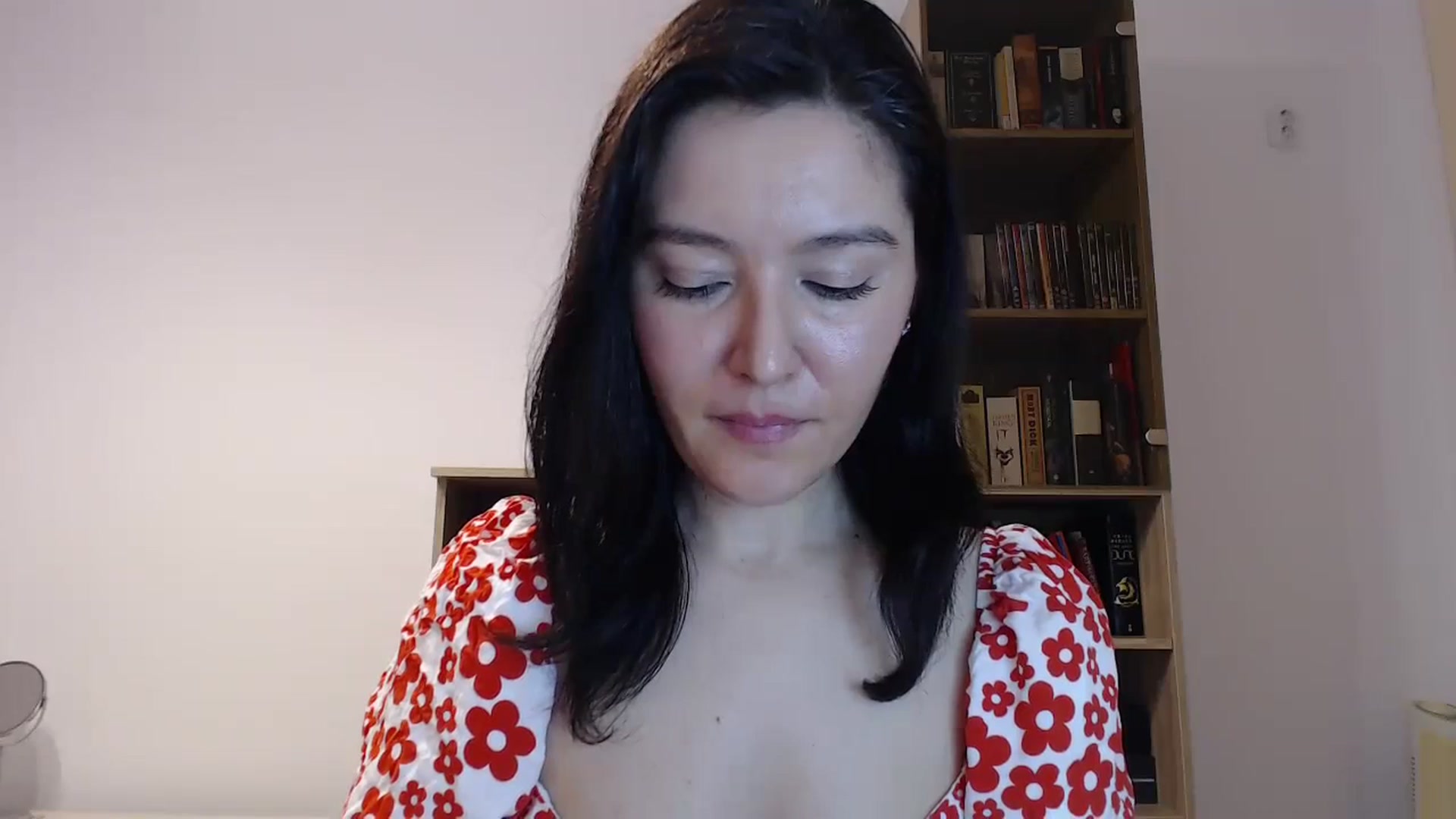 Gallery image thumbnail from SailorJupitr's myfreecams stream on, 11/13/2024, 21:16 image 6 of 20