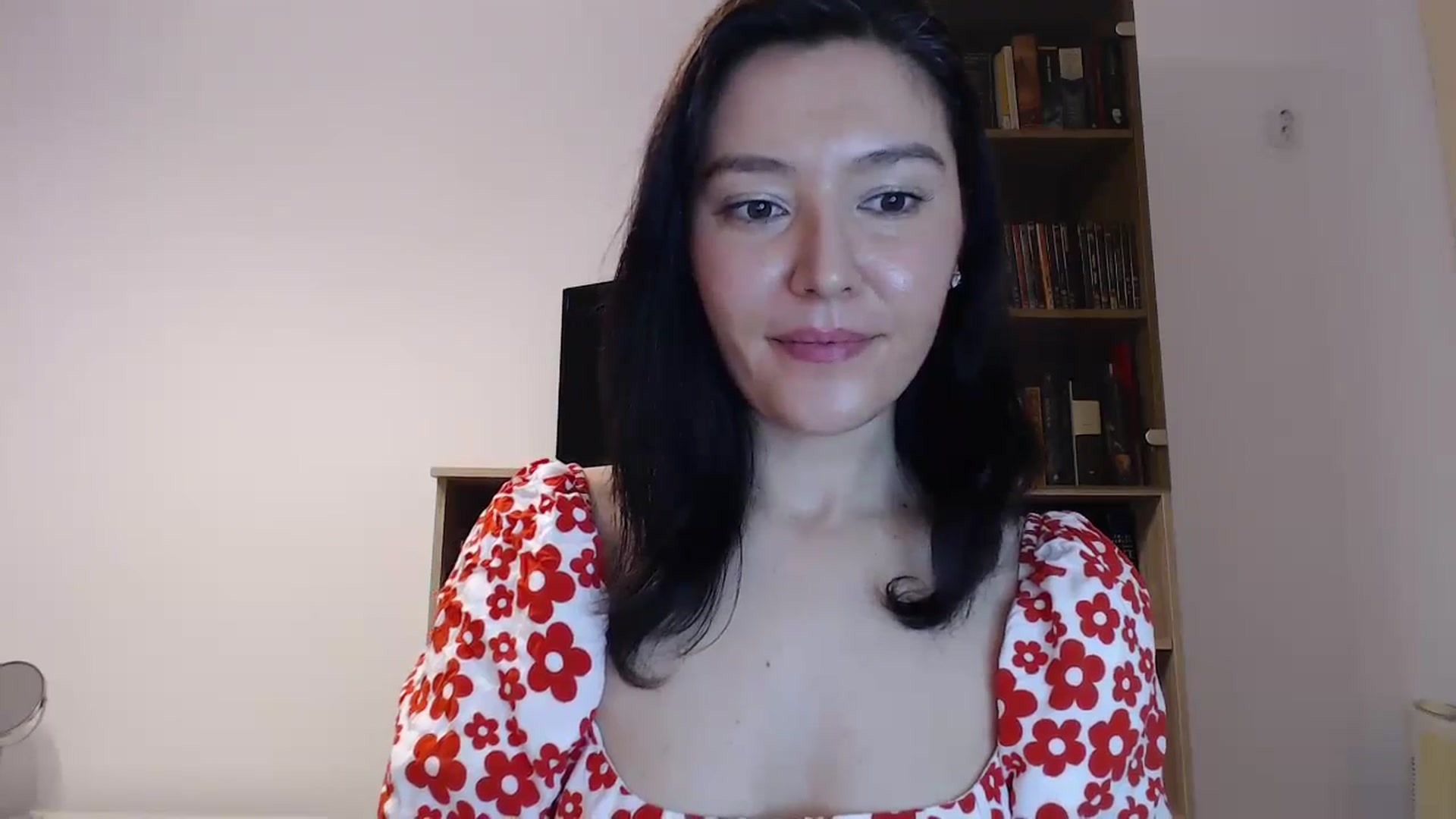 Gallery image thumbnail from SailorJupitr's myfreecams stream on, 11/13/2024, 21:16 image 2 of 20
