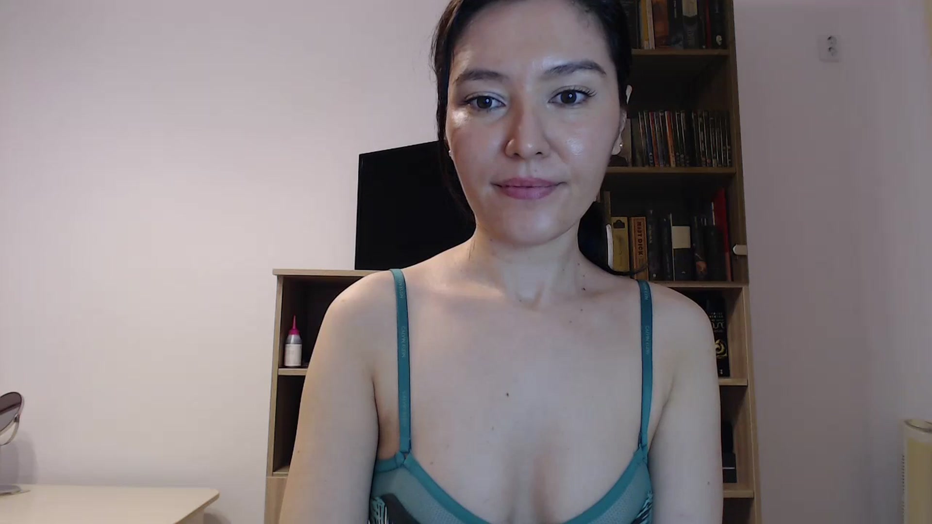 Gallery image thumbnail from SailorJupitr's myfreecams stream on, 11/14/2024, 21:15 image 18 of 20