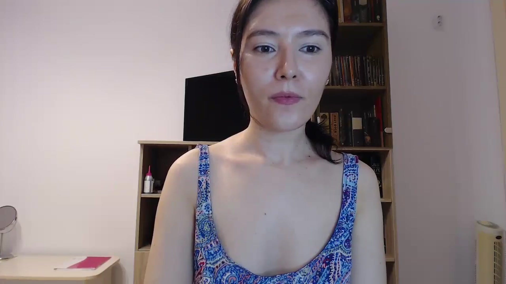 Gallery image thumbnail from SailorJupitr's myfreecams stream on, 11/20/2024, 21:30 image 19 of 20
