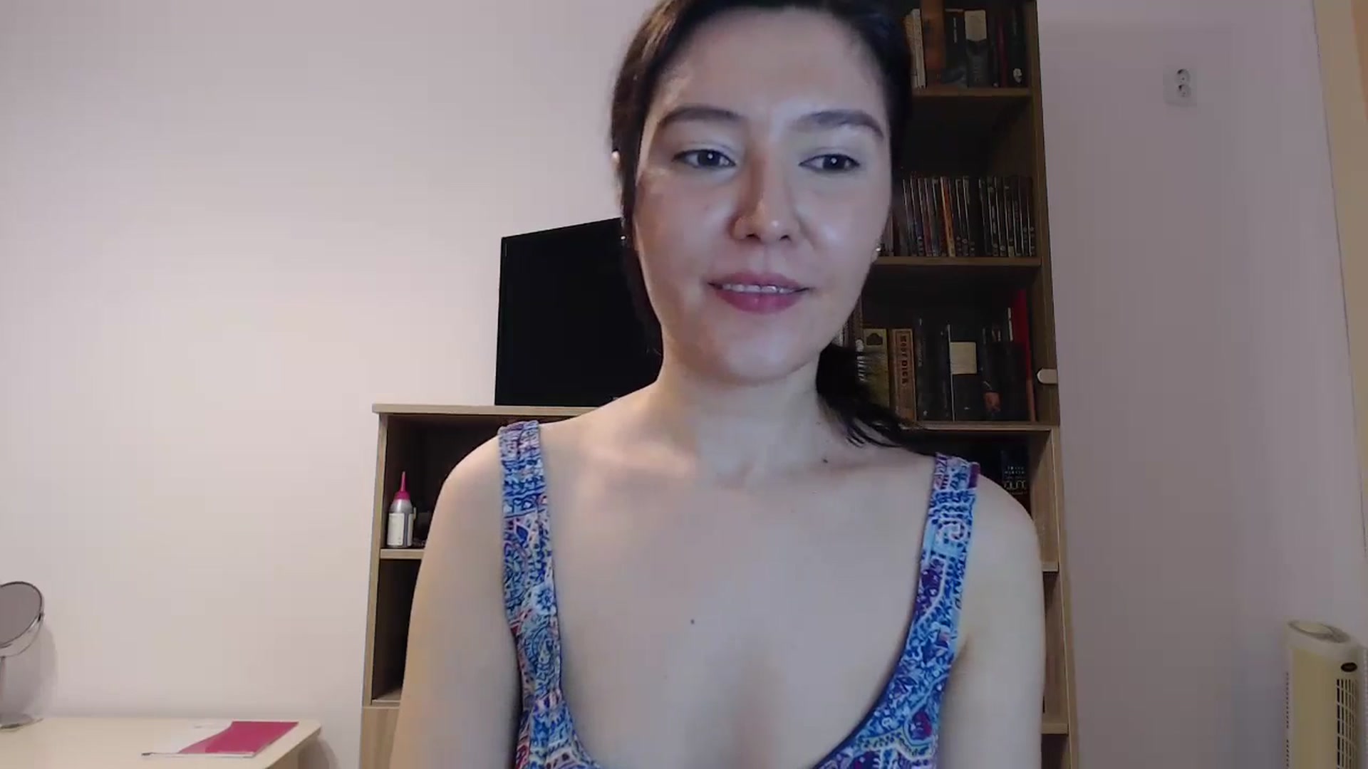 Gallery image thumbnail from SailorJupitr's myfreecams stream on, 11/20/2024, 21:30 image 2 of 20