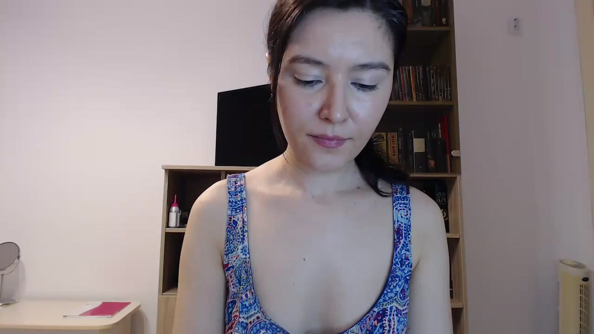 Gallery image thumbnail from SailorJupitr's myfreecams stream on, 11/20/2024, 21:30 image 20 of 20