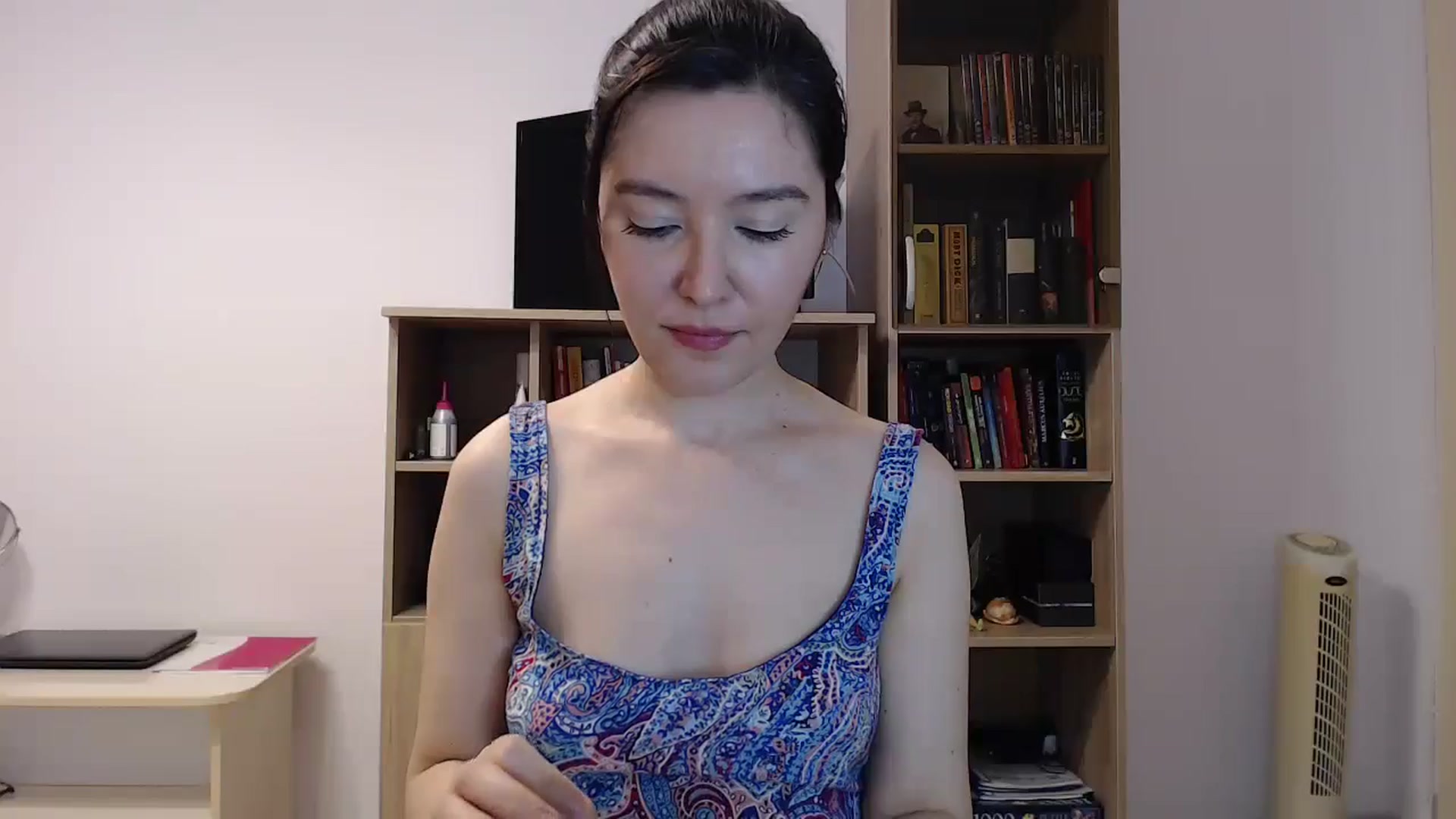 Gallery image thumbnail from SailorJupitr's myfreecams stream on, 11/22/2024, 19:58 image 20 of 20