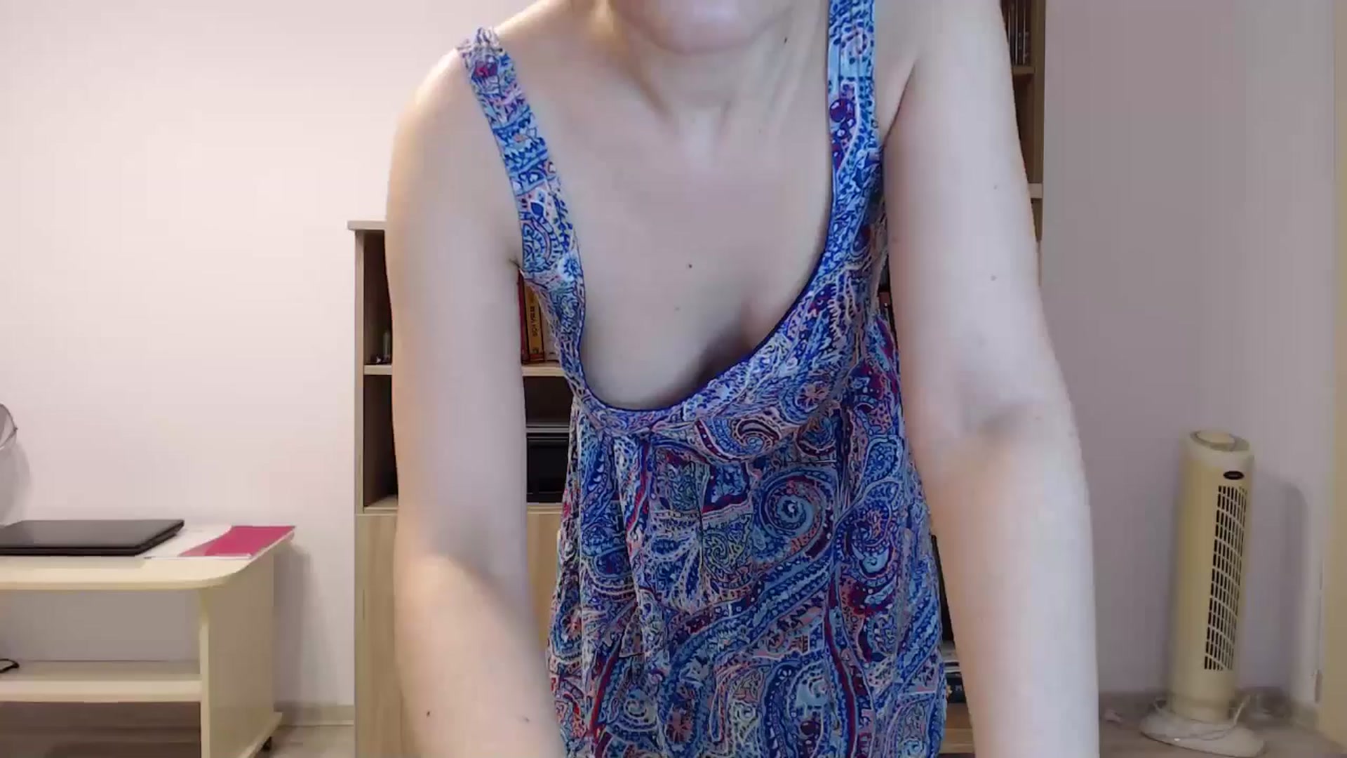 Gallery image thumbnail from SailorJupitr's myfreecams stream on, 11/22/2024, 21:54 image 5 of 20