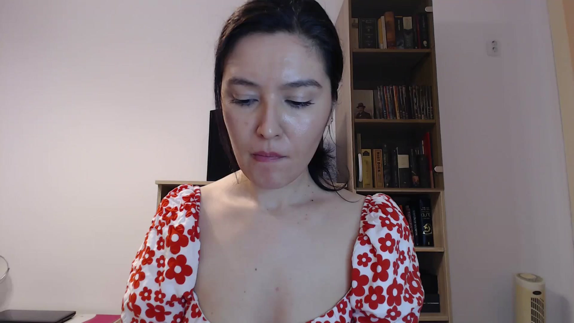 Gallery image thumbnail from SailorJupitr's myfreecams stream on, 11/24/2024, 23:07 image 1 of 20