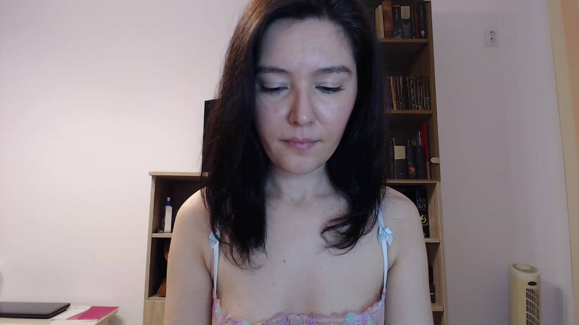 Gallery image thumbnail from SailorJupitr's myfreecams stream on, 11/27/2024, 22:30 image 9 of 20