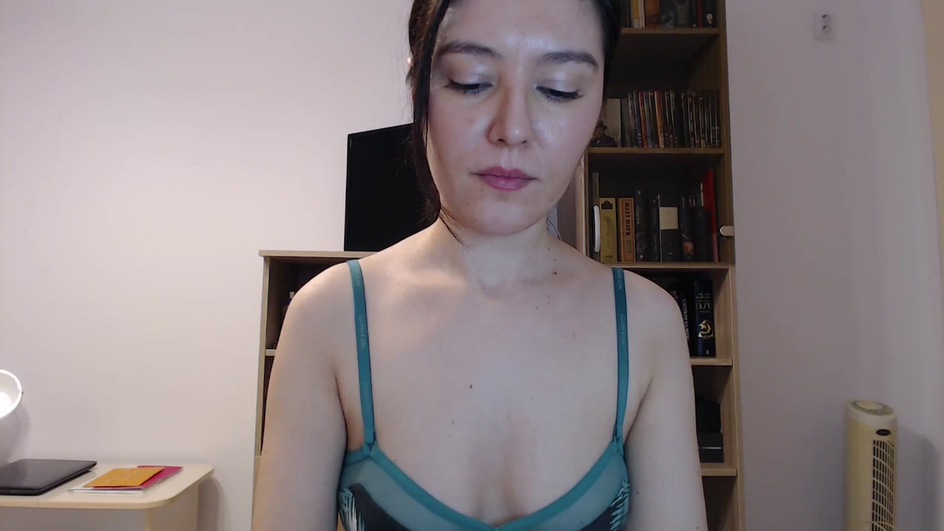 Gallery image thumbnail from SailorJupitr's myfreecams stream on, 11/30/2024, 20:44 image 20 of 20