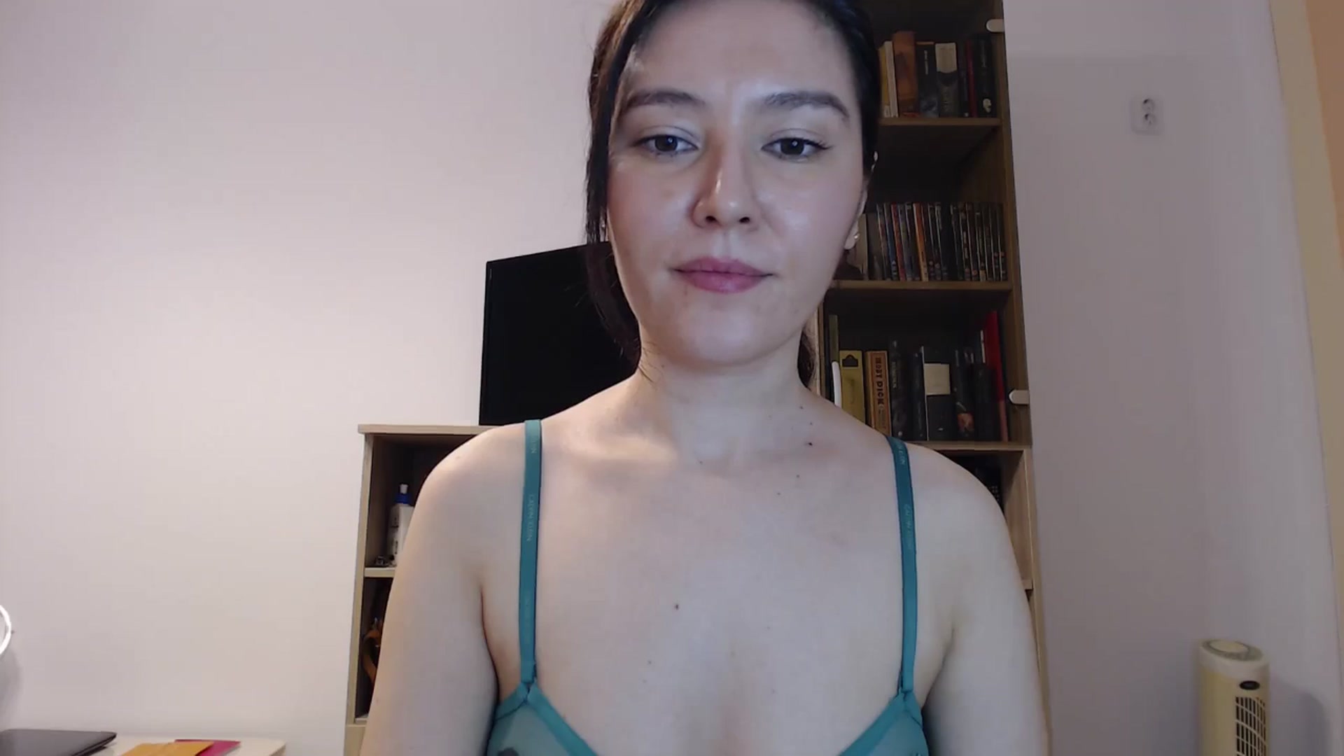 Gallery image thumbnail from SailorJupitr's myfreecams stream on, 11/30/2024, 20:44 image 11 of 20