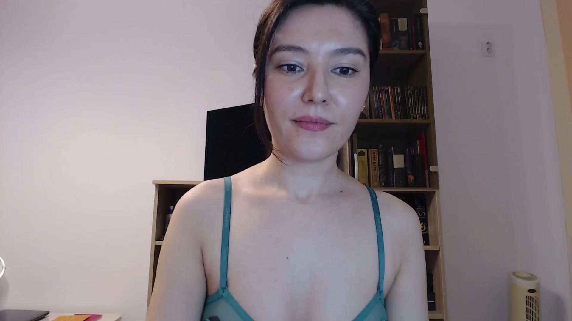 Gallery image thumbnail from SailorJupitr's myfreecams stream on, 11/30/2024, 20:44 image 3 of 20