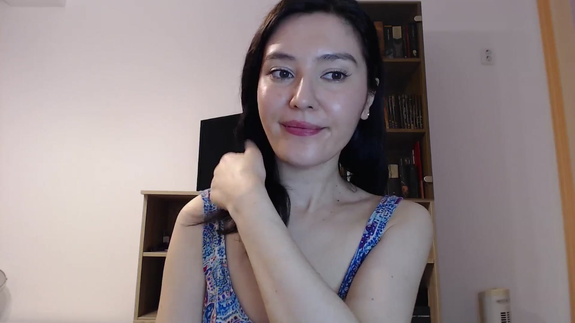 Gallery image thumbnail from SailorJupitr's myfreecams stream on, 12/19/2024, 23:06 image 8 of 20