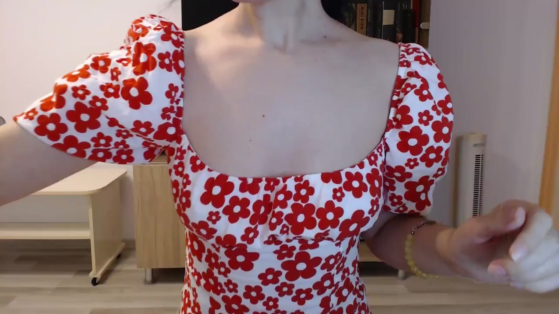 Gallery image thumbnail from SailorJupitr's myfreecams stream on, 12/22/2024, 22:39 image 4 of 20
