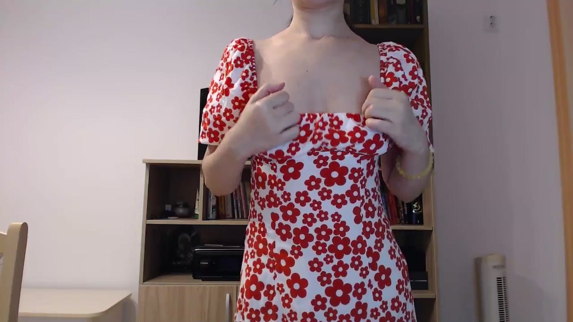 Gallery image thumbnail from SailorJupitr's myfreecams stream on, 12/22/2024, 22:39 image 2 of 20