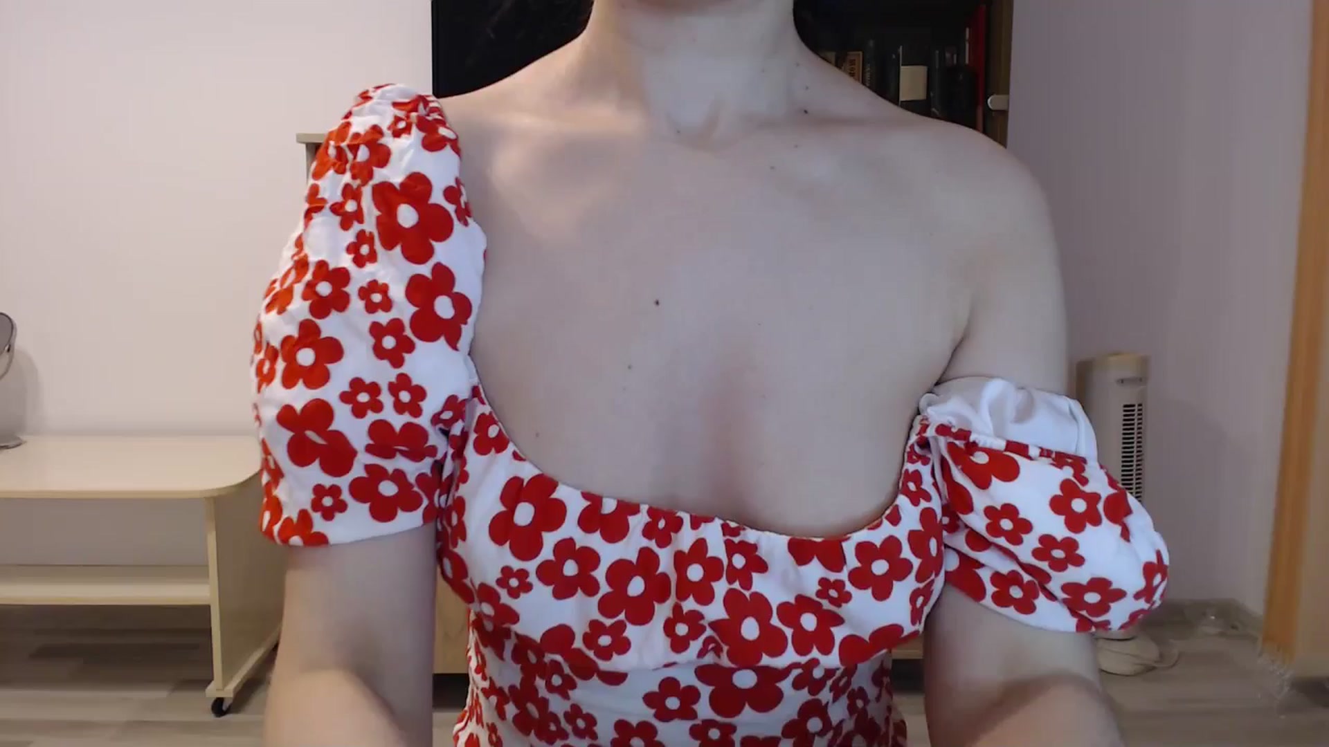 Gallery image thumbnail from SailorJupitr's myfreecams stream on, 12/22/2024, 22:39 image 6 of 20