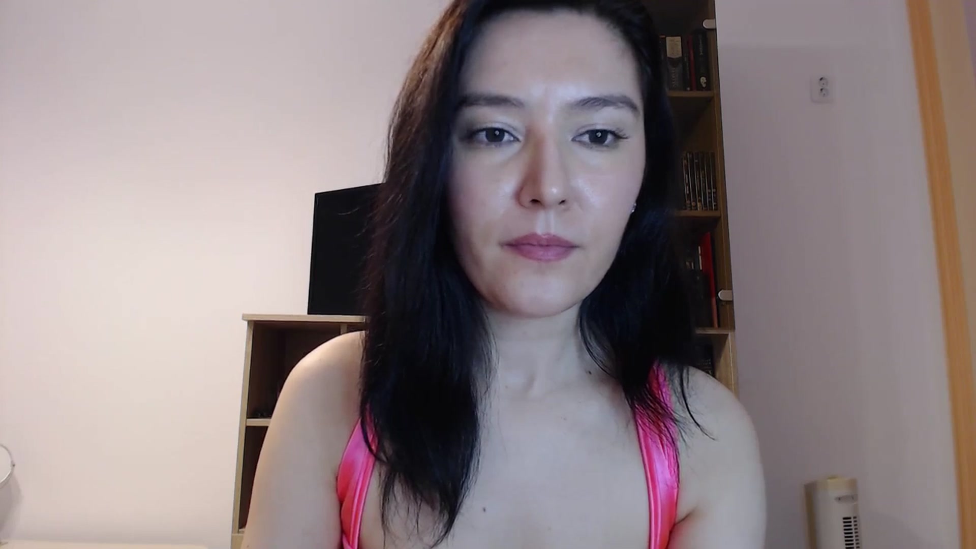 Gallery image thumbnail from SailorJupitr's myfreecams stream on, 12/26/2024, 21:51 image 9 of 20