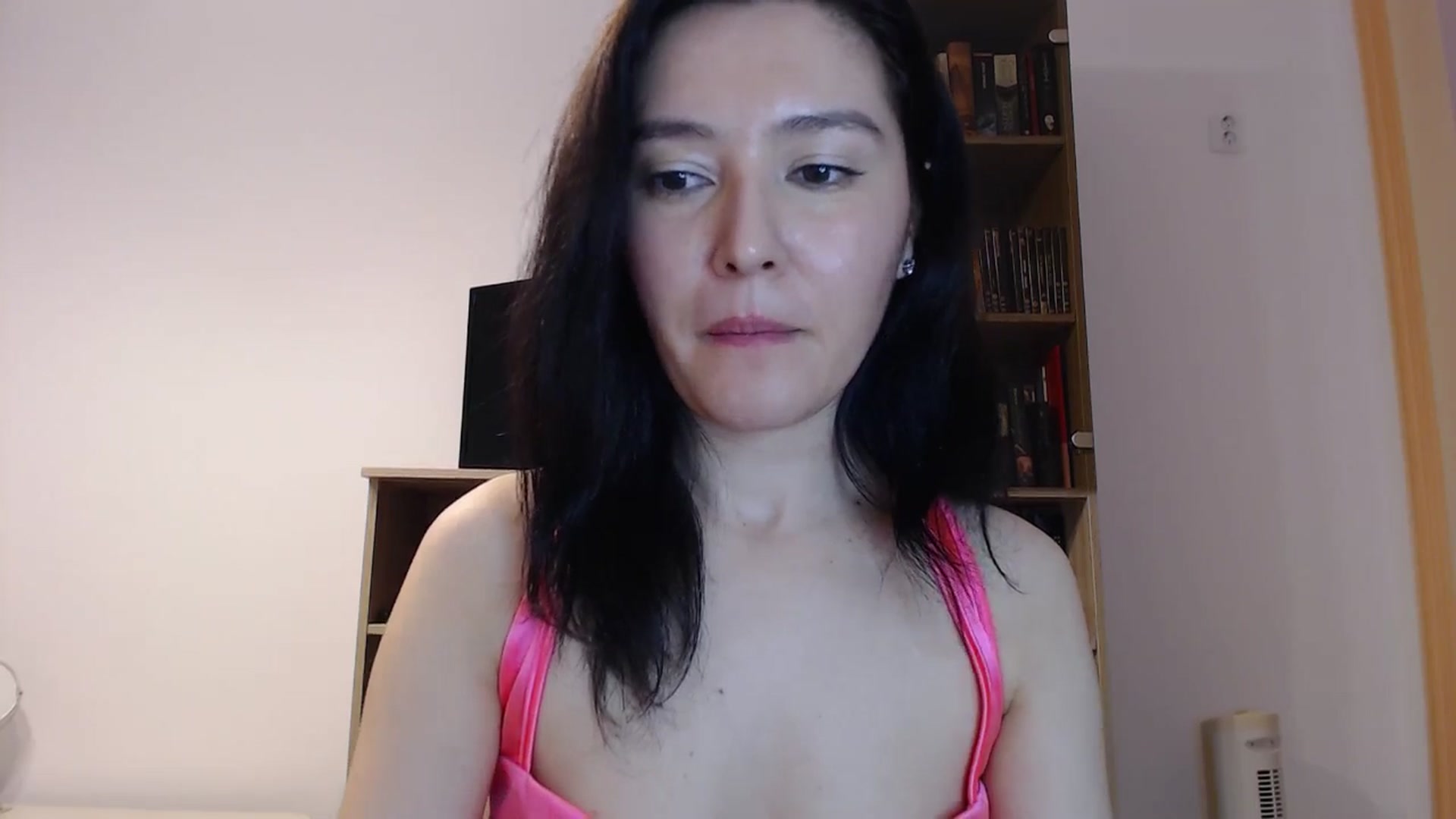 Gallery image thumbnail from SailorJupitr's myfreecams stream on, 12/26/2024, 21:51 image 13 of 20