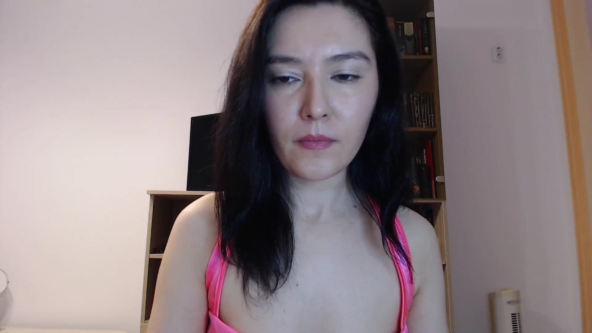 Gallery image thumbnail from SailorJupitr's myfreecams stream on, 12/26/2024, 21:51 image 14 of 20