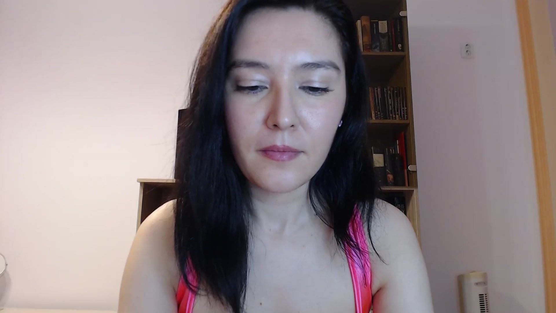 Gallery image thumbnail from SailorJupitr's myfreecams stream on, 12/26/2024, 21:51 image 7 of 20
