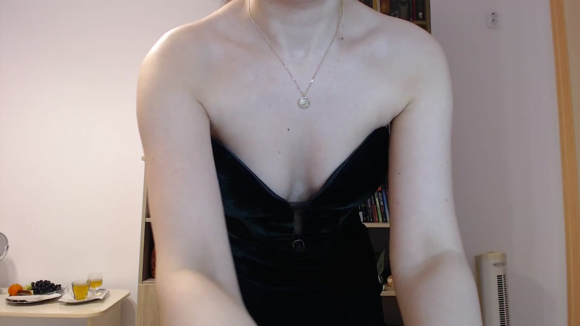 Gallery image thumbnail from SailorJupitr's myfreecams stream on, 12/31/2024, 20:53 image 3 of 20