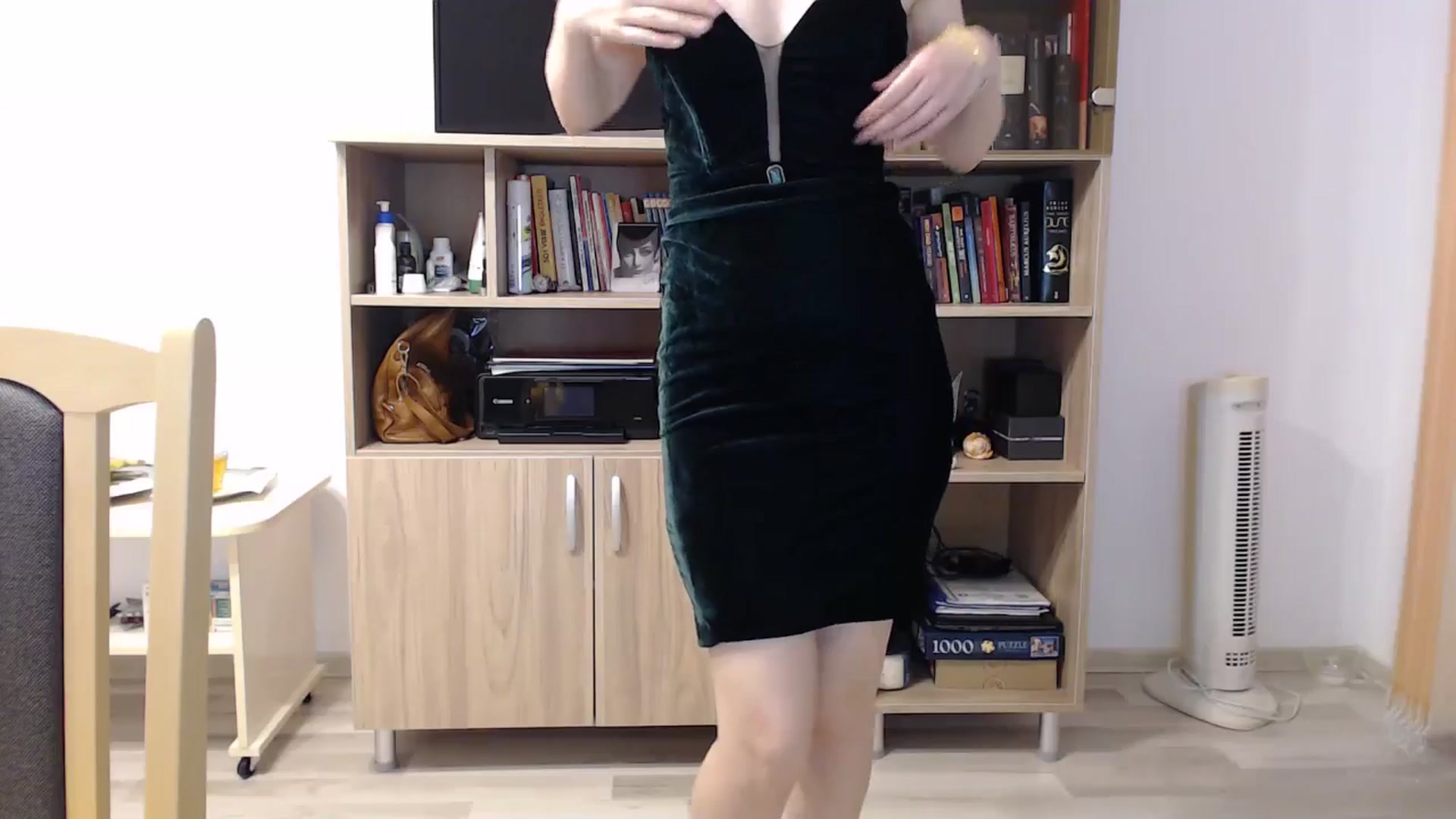 Gallery image thumbnail from SailorJupitr's myfreecams stream on, 12/31/2024, 23:17 image 9 of 20