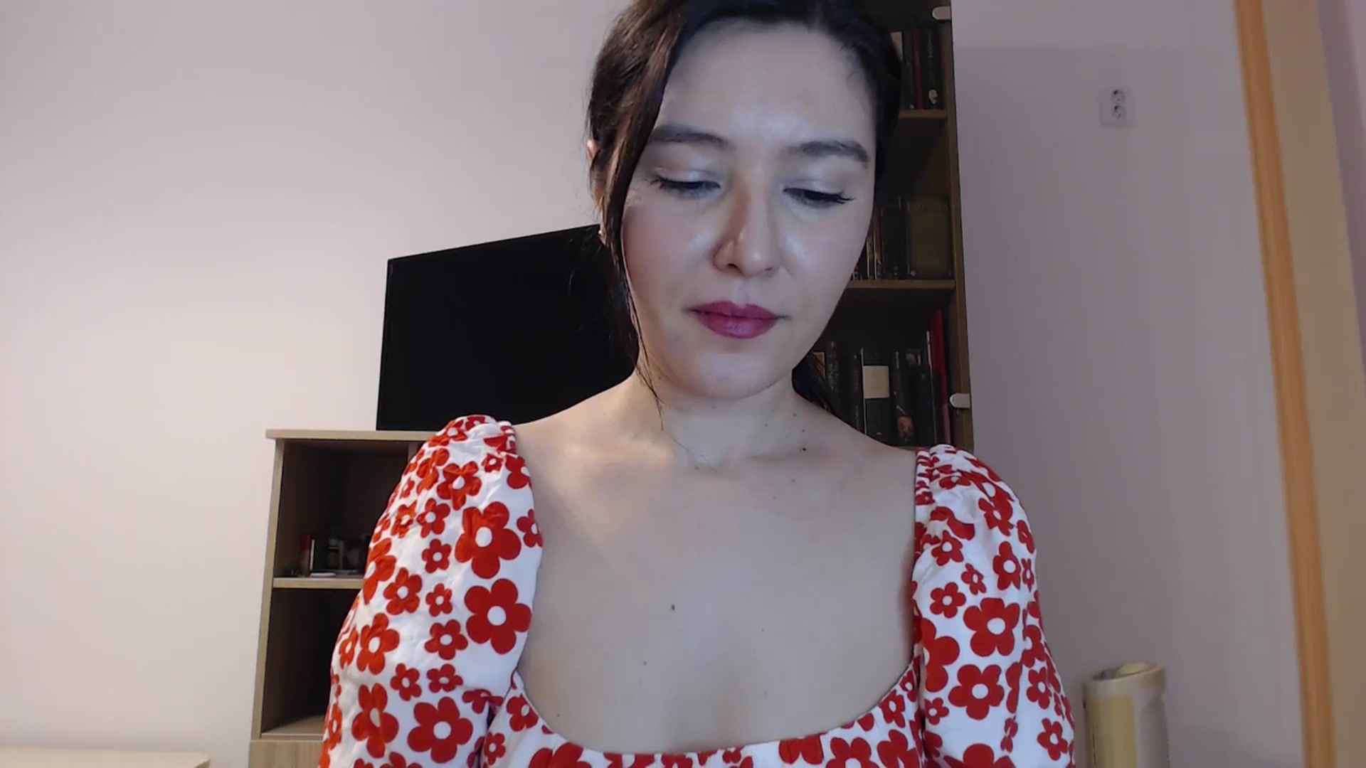 Gallery image thumbnail from SailorJupitr's myfreecams stream on, 01/19/2025, 22:30 image 3 of 20