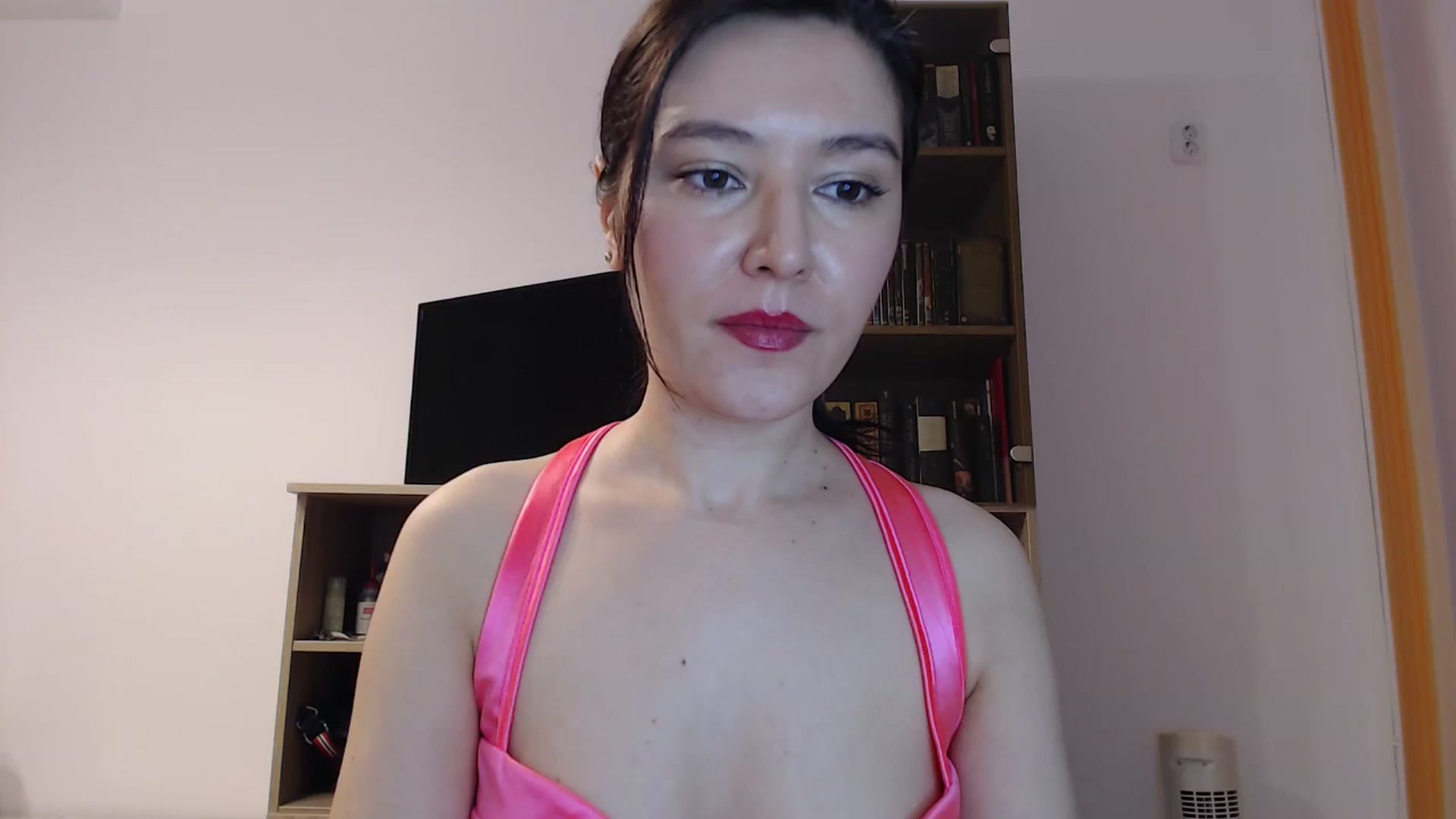 Gallery image thumbnail from SailorJupitr's myfreecams stream on, 02/13/2025, 20:51 image 1 of 20
