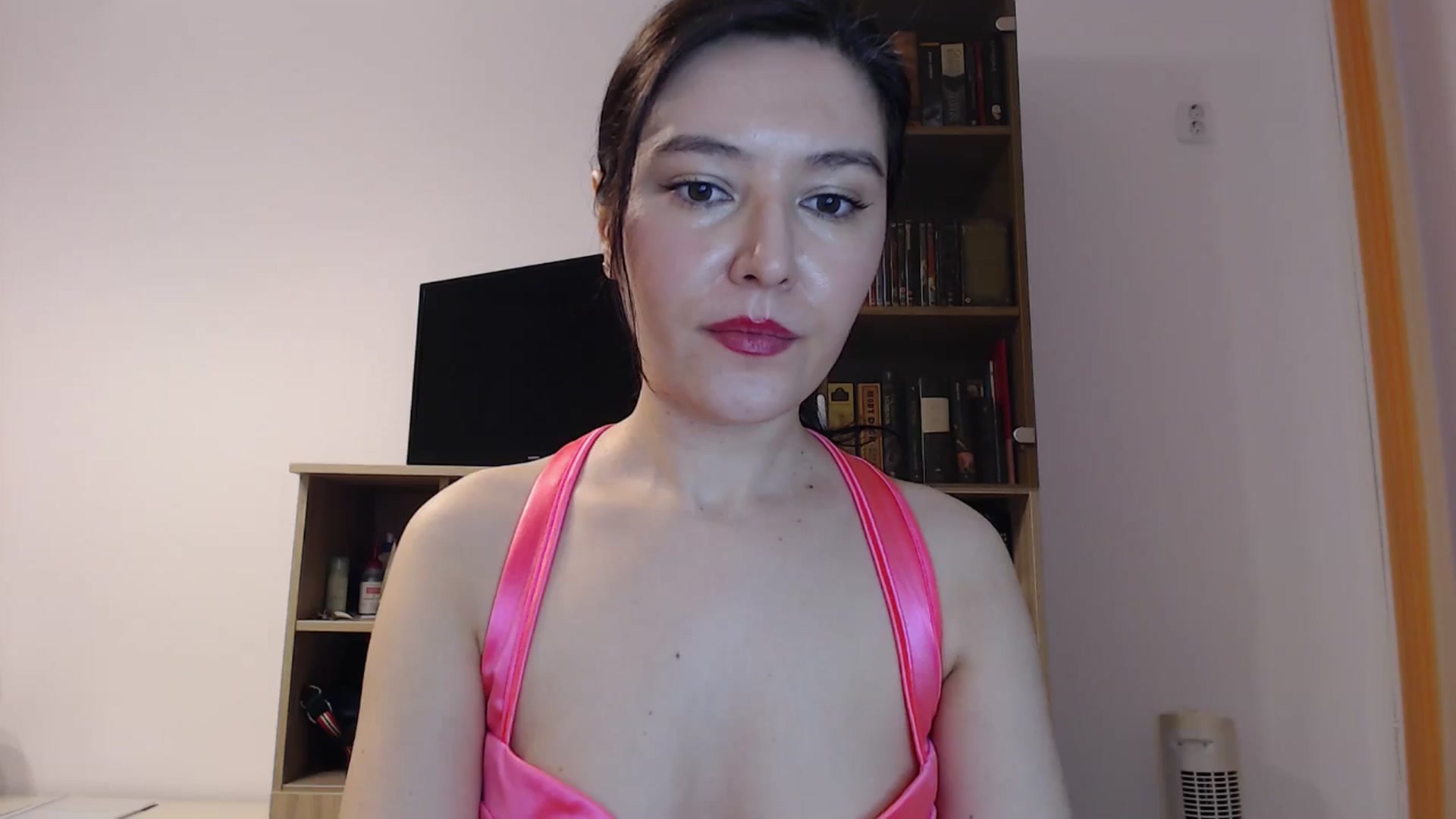 Gallery image thumbnail from SailorJupitr's myfreecams stream on, 02/13/2025, 20:51 image 8 of 20