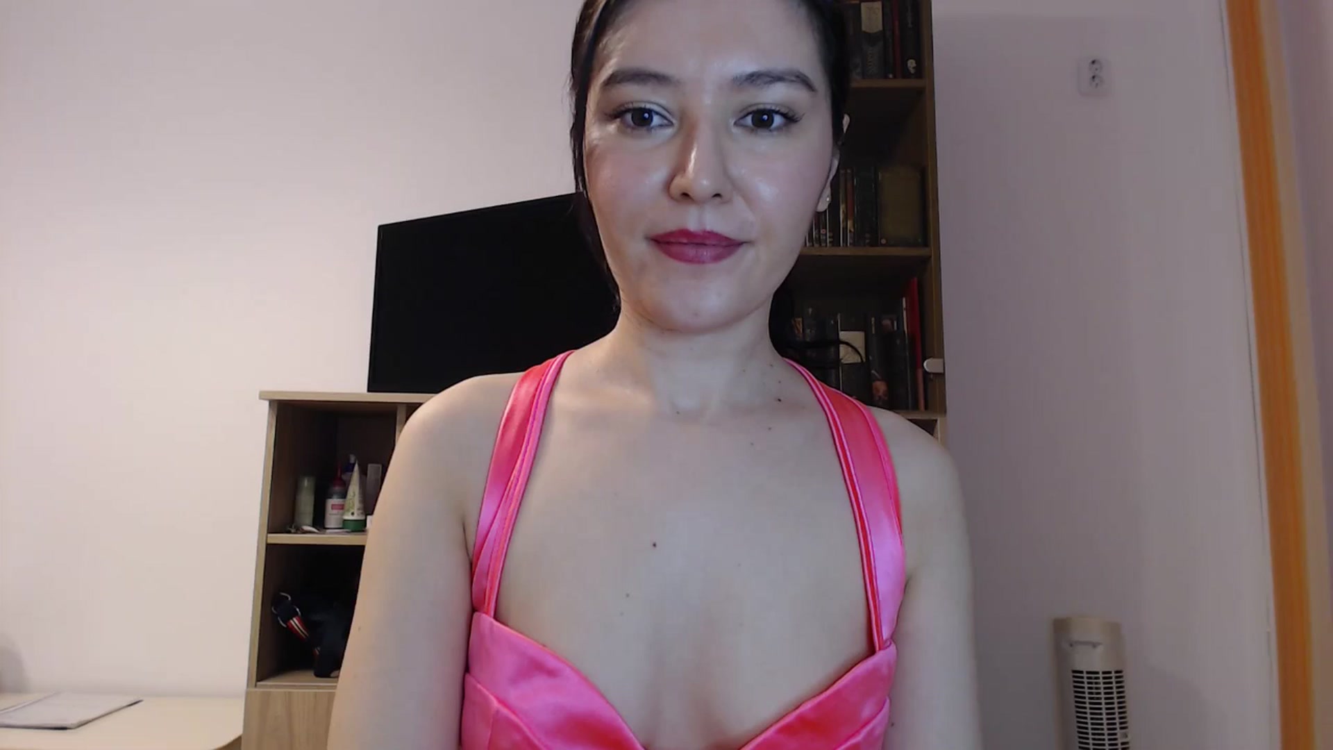 Gallery image thumbnail from SailorJupitr's myfreecams stream on, 02/13/2025, 20:51 image 19 of 20