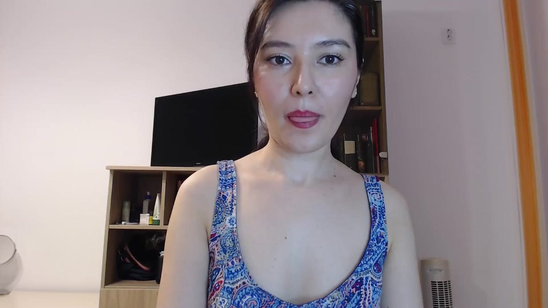 Gallery image thumbnail from SailorJupitr's myfreecams stream on, 02/16/2025, 21:00 image 16 of 20