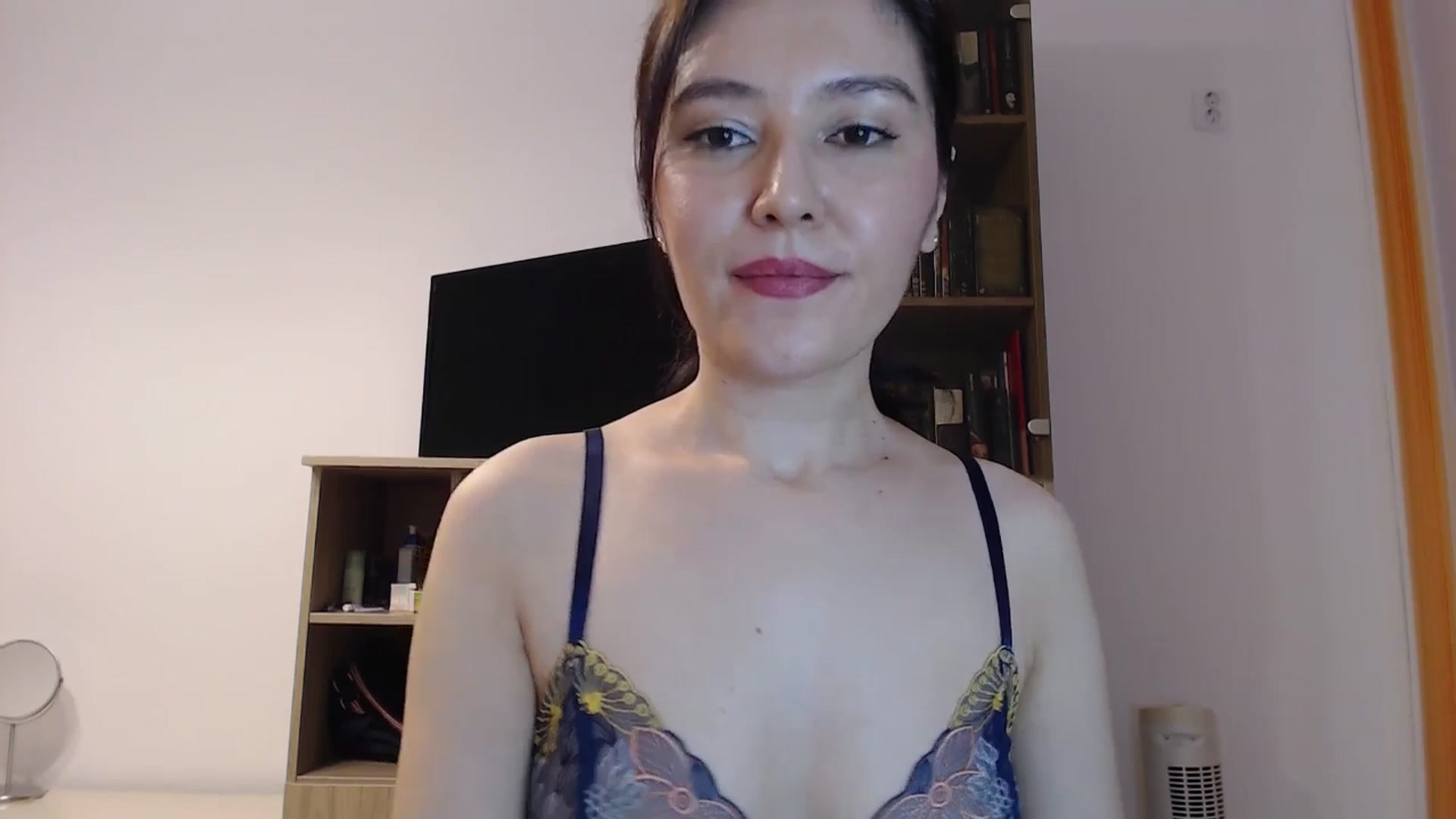 Gallery image thumbnail from SailorJupitr's myfreecams stream on, 02/16/2025, 21:50 image 2 of 20