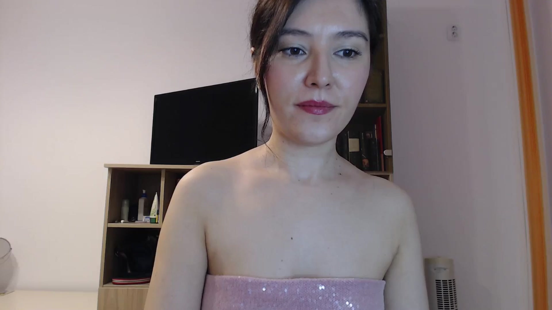 Gallery image thumbnail from SailorJupitr's myfreecams stream on, 02/23/2025, 20:43 image 15 of 20