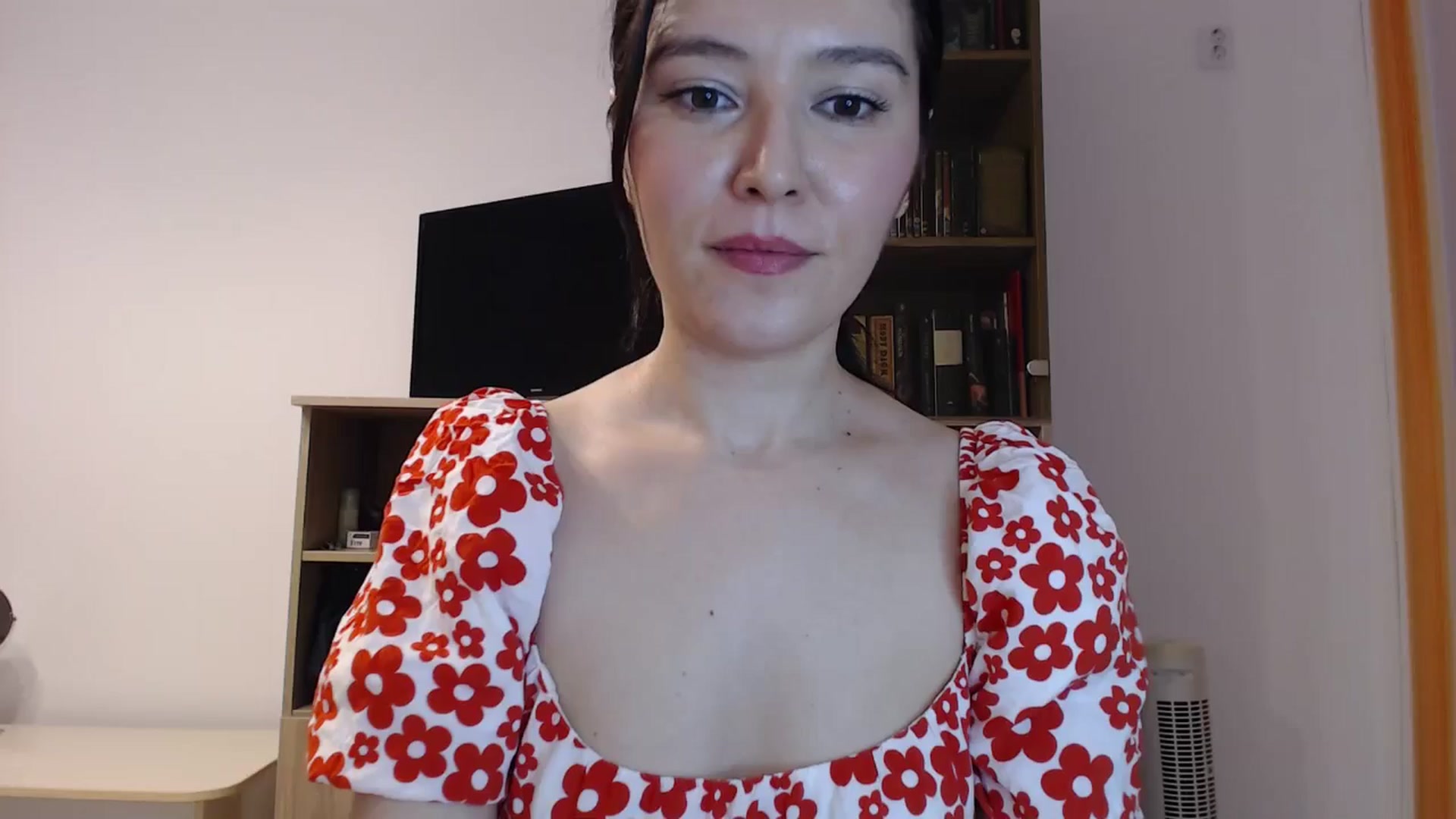 Gallery image thumbnail from SailorJupitr's myfreecams stream on, 02/27/2025, 21:31 image 16 of 20