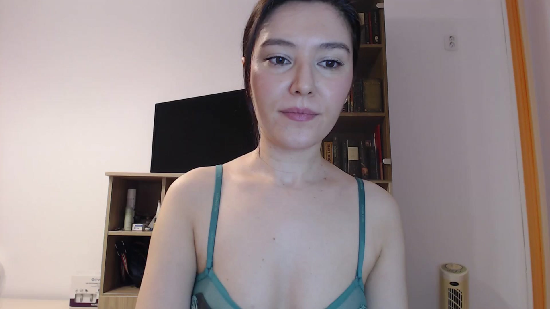 Gallery image thumbnail from SailorJupitr's myfreecams stream on, 03/01/2025, 20:50 image 1 of 20