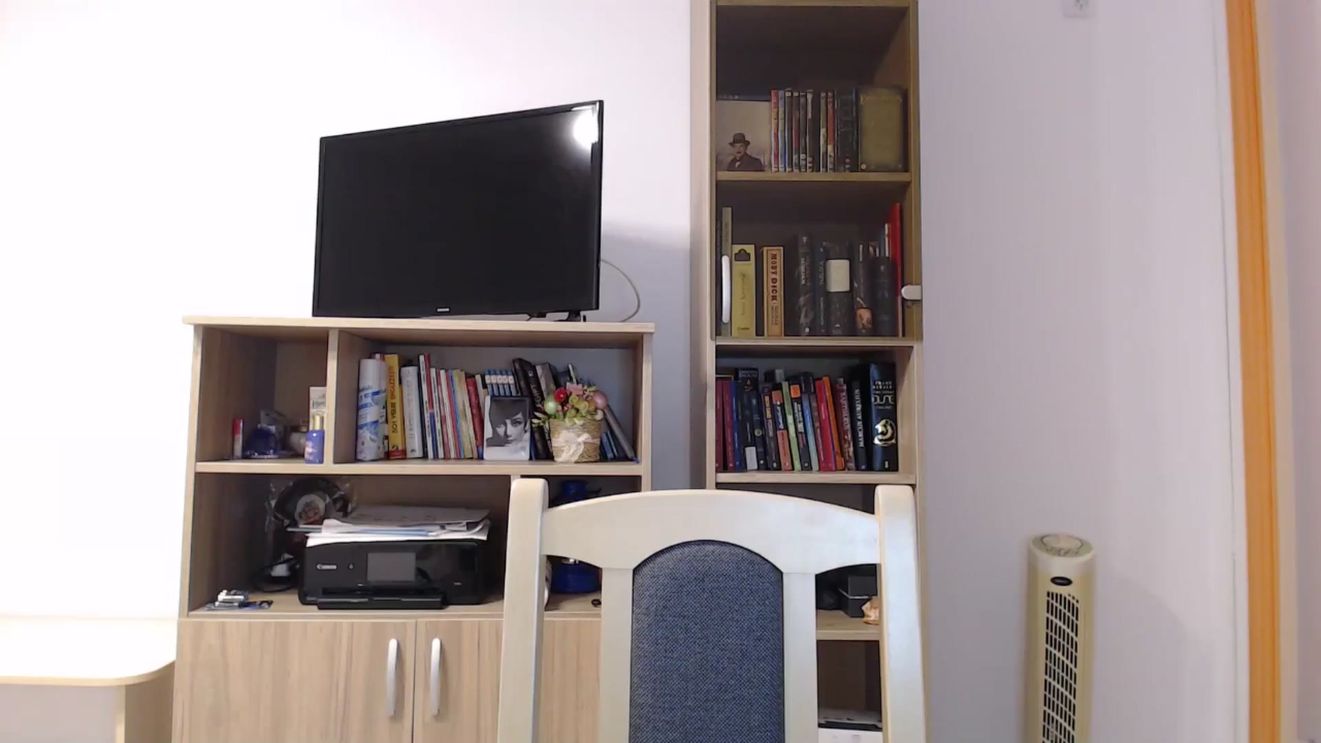 Gallery image thumbnail from SailorJupitr's myfreecams stream on, 03/16/2025, 20:53 image 17 of 20