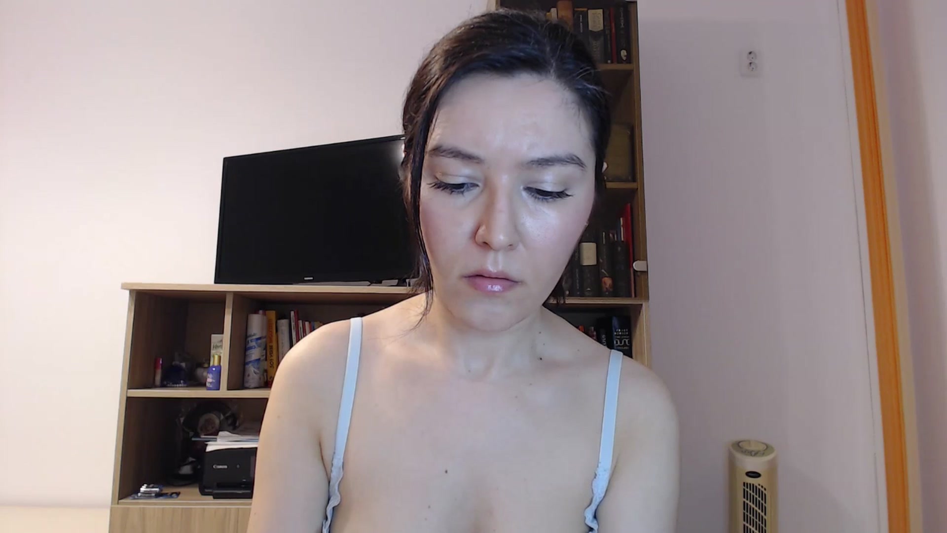 Gallery image thumbnail from SailorJupitr's myfreecams stream on, 03/16/2025, 20:53 image 9 of 20