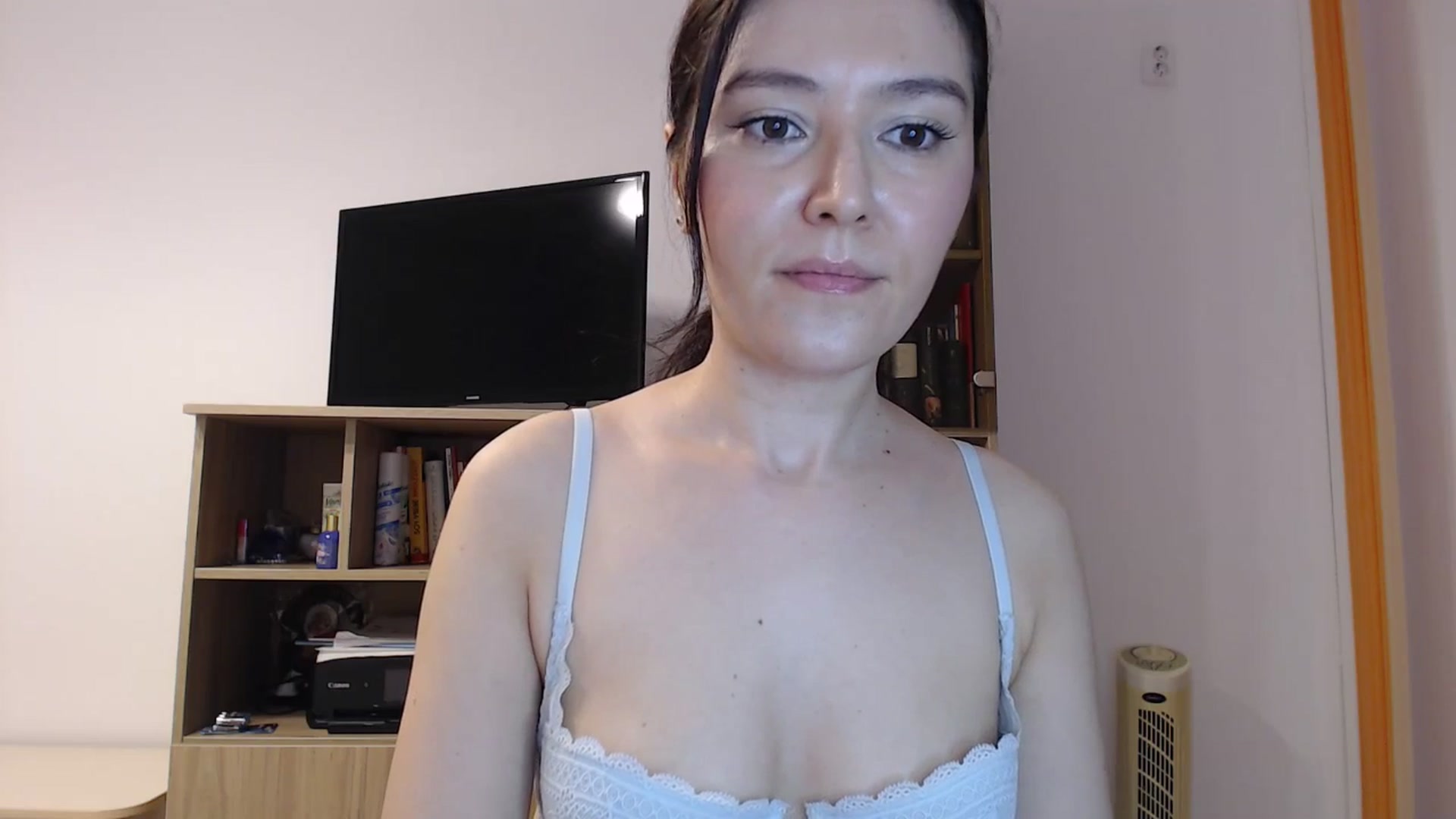 Gallery image thumbnail from SailorJupitr's myfreecams stream on, 03/16/2025, 20:53 image 20 of 20