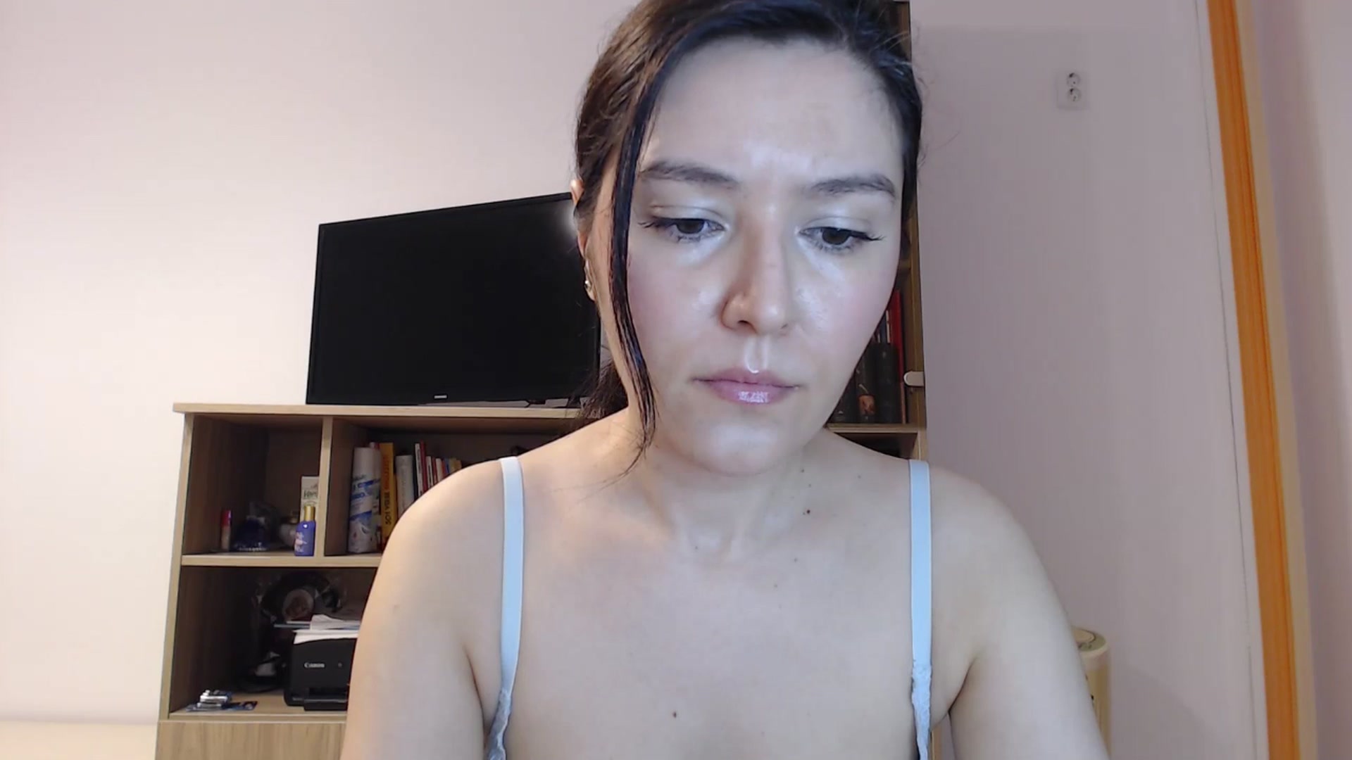 Gallery image thumbnail from SailorJupitr's myfreecams stream on, 03/16/2025, 20:53 image 10 of 20