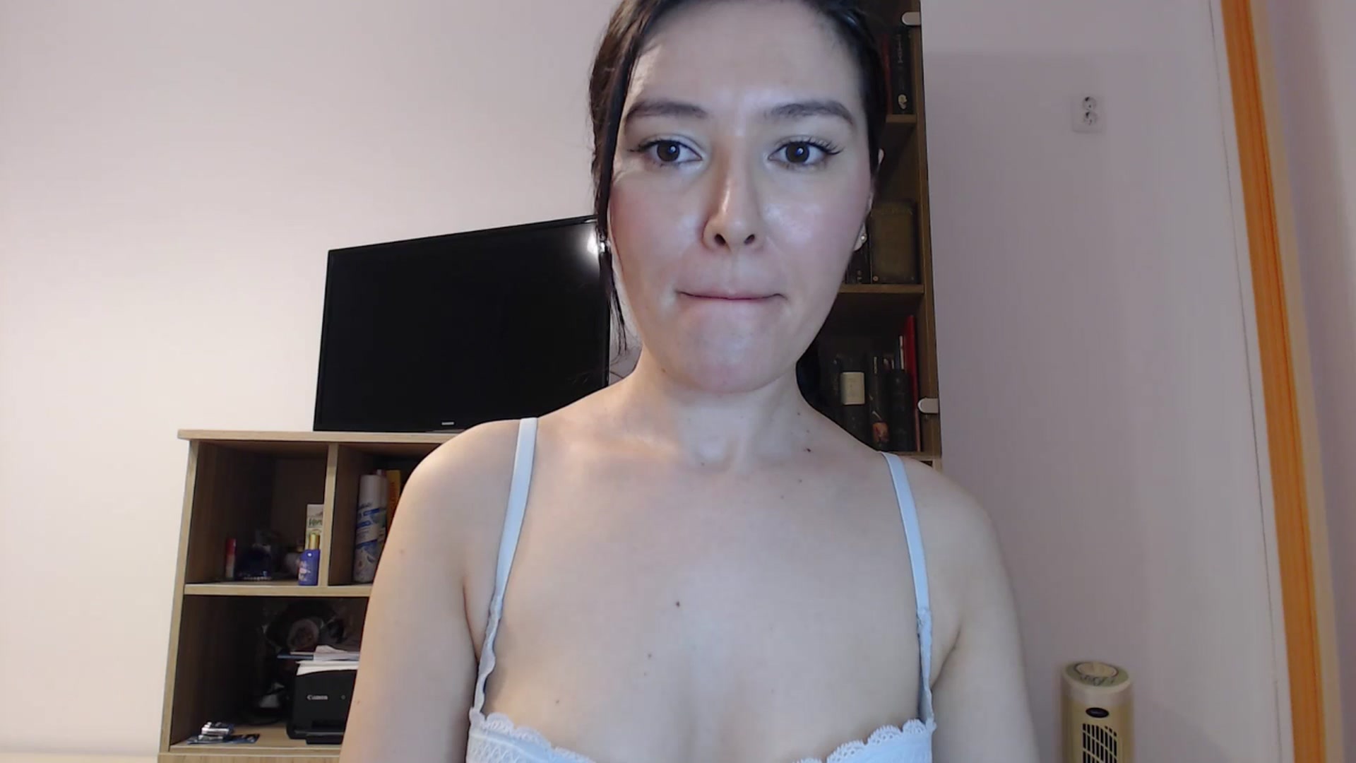 Gallery image thumbnail from SailorJupitr's myfreecams stream on, 03/16/2025, 22:06 image 3 of 20
