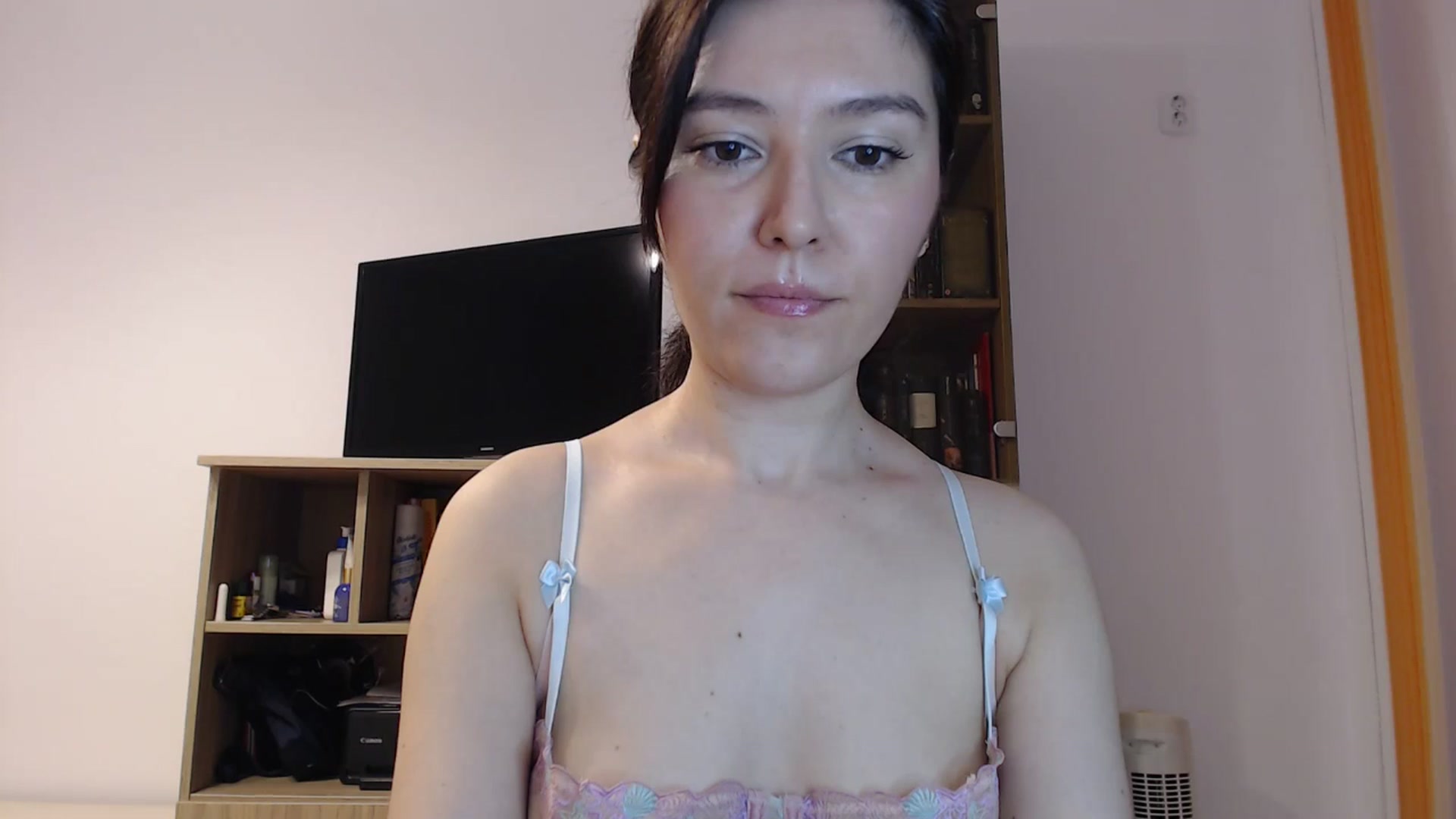 Gallery image thumbnail from SailorJupitr's myfreecams stream on, 03/22/2025, 21:32 image 6 of 20
