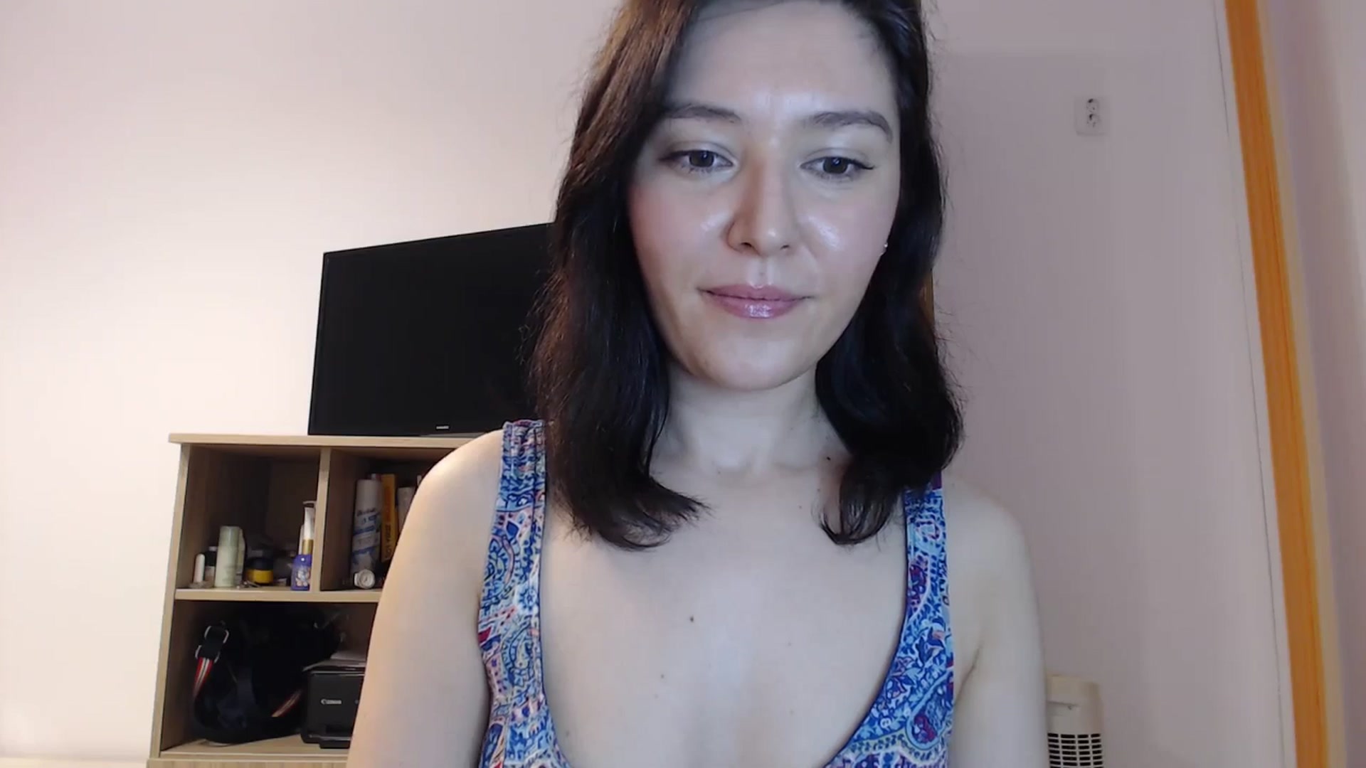 Gallery image thumbnail from SailorJupitr's myfreecams stream on, 03/23/2025, 20:36 image 7 of 20