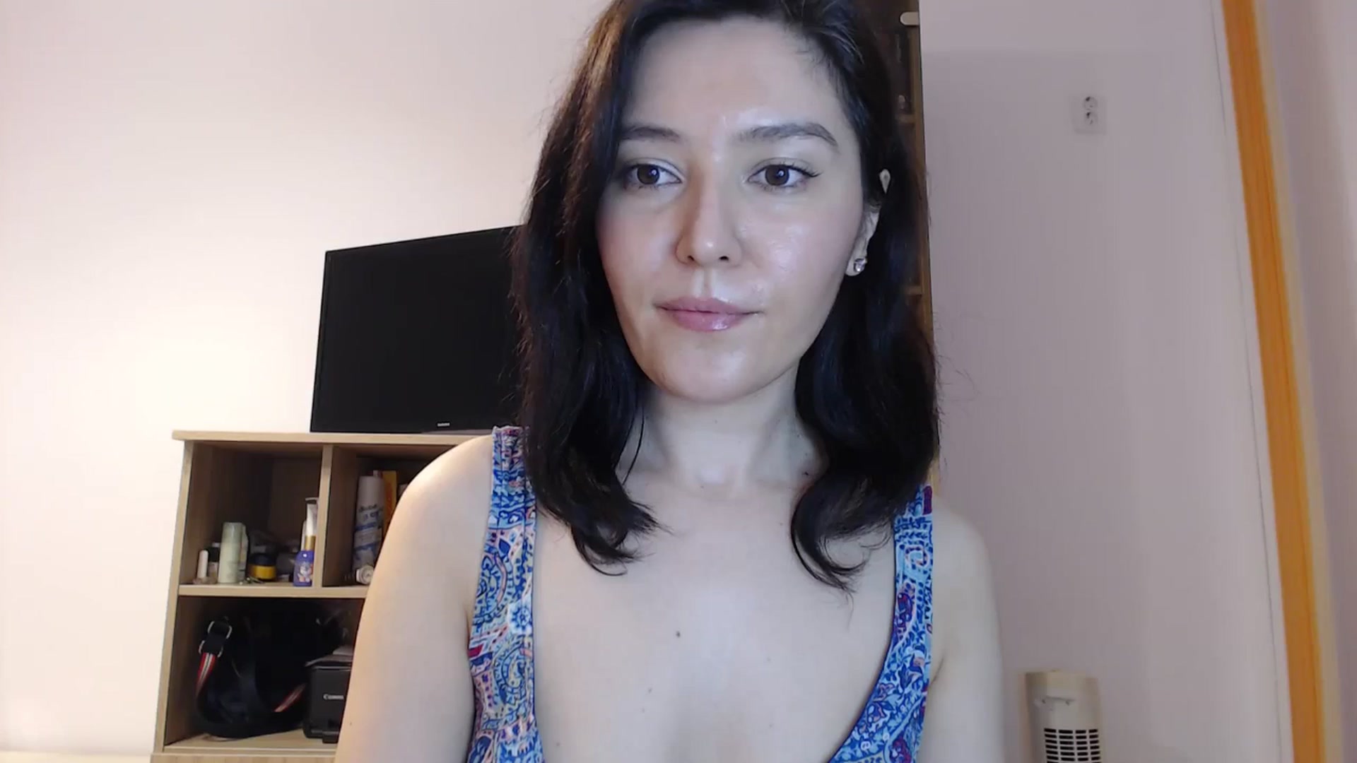 Gallery image thumbnail from SailorJupitr's myfreecams stream on, 03/23/2025, 20:36 image 17 of 20