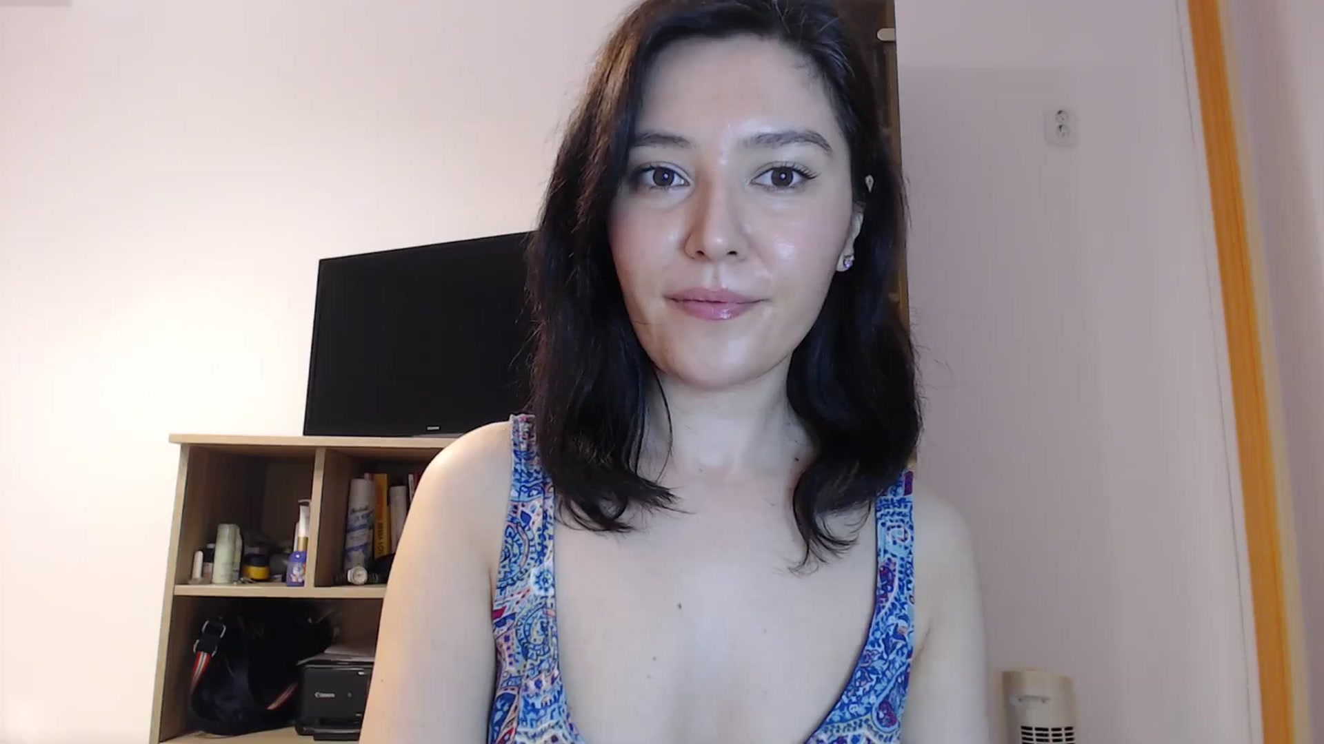 Gallery image thumbnail from SailorJupitr's myfreecams stream on, 03/23/2025, 20:36 image 16 of 20