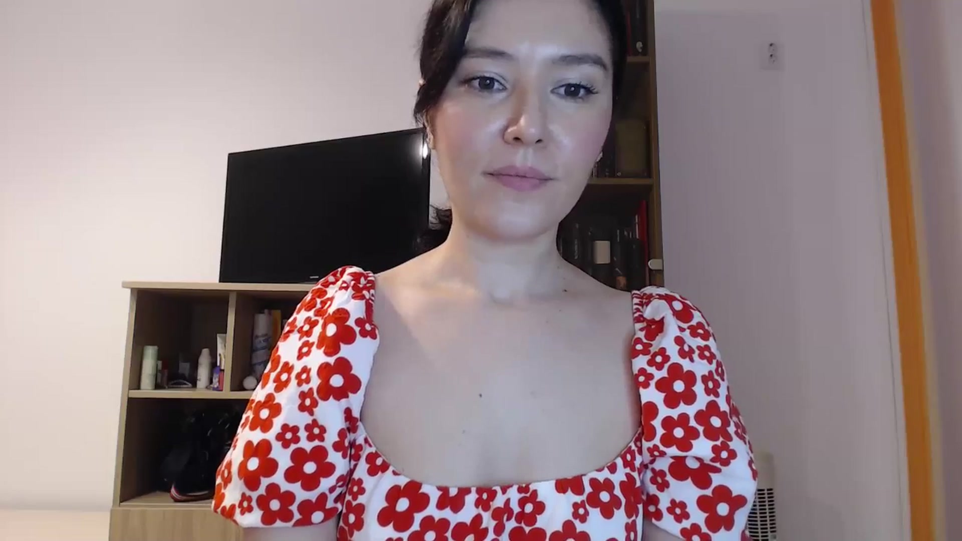 Gallery image thumbnail from SailorJupitr's myfreecams stream on, 03/29/2025, 21:20 image 16 of 20
