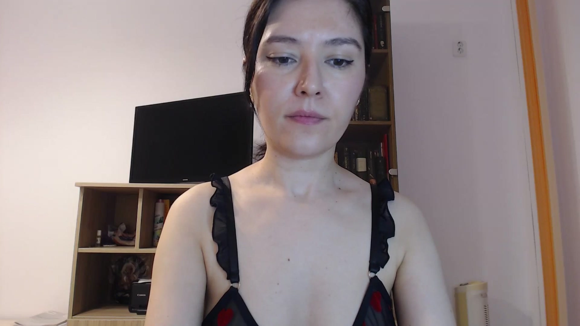 Gallery image thumbnail from SailorJupitr's myfreecams stream on, 05/11/2025, 20:02 image 2 of 20