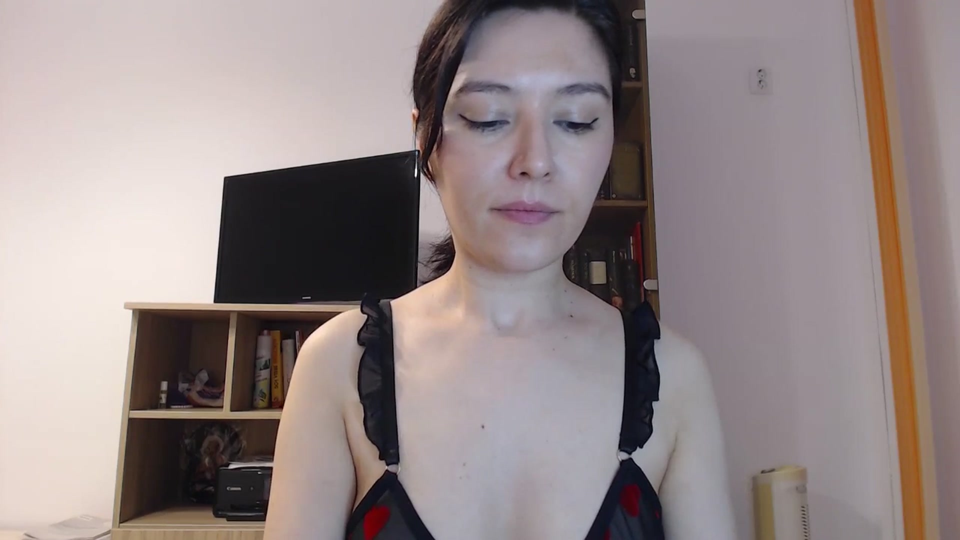 Gallery image thumbnail from SailorJupitr's myfreecams stream on, 05/11/2025, 20:02 image 5 of 20