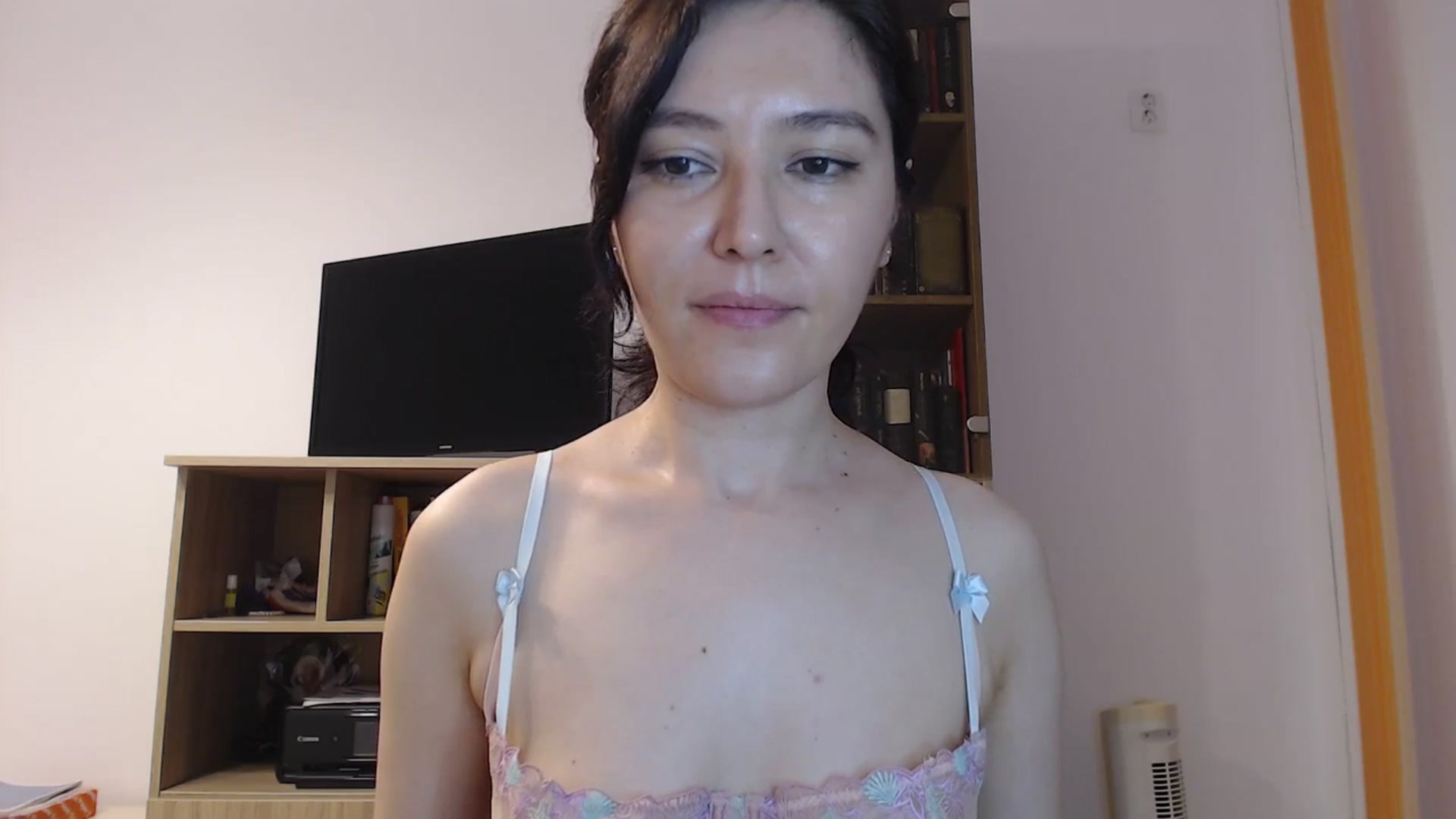 Gallery image thumbnail from SailorJupitr's myfreecams stream on, 06/03/2025, 21:10 image 9 of 20