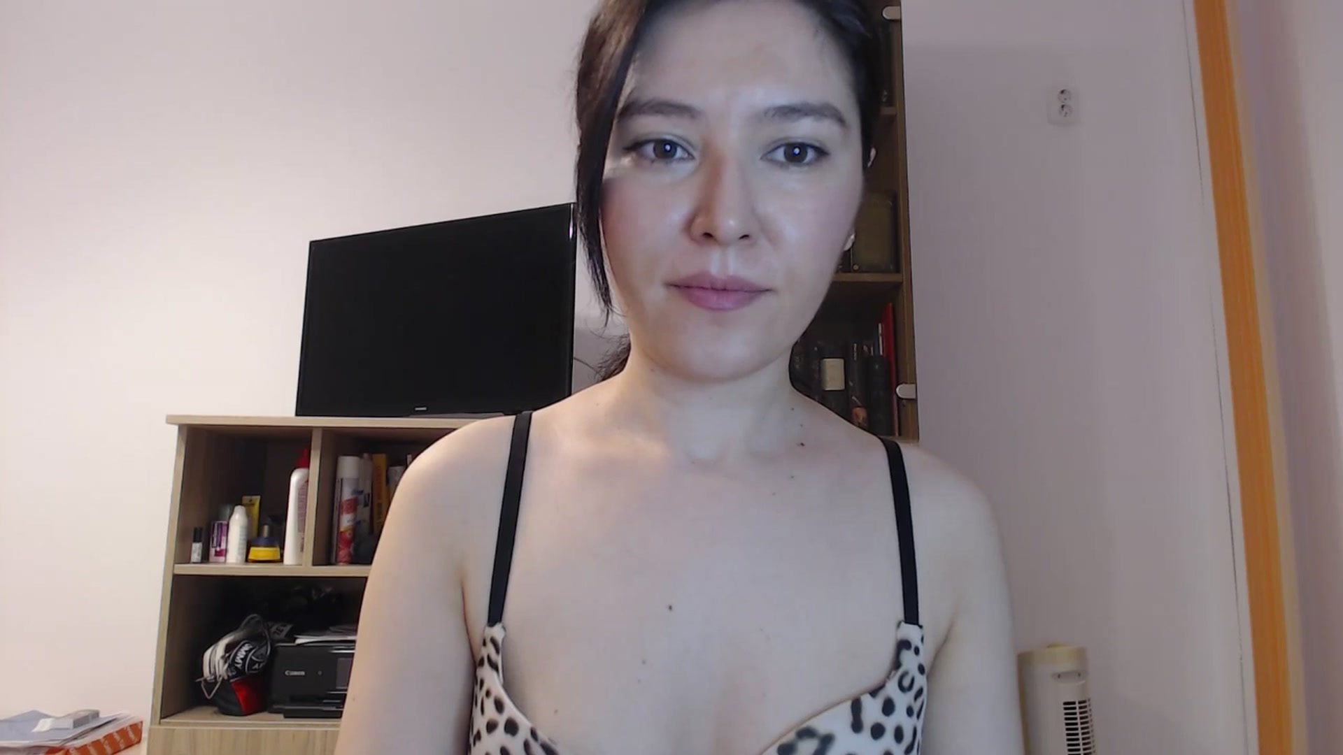 Gallery image thumbnail from SailorJupitr's myfreecams stream on, 06/14/2025, 20:00 image 2 of 20