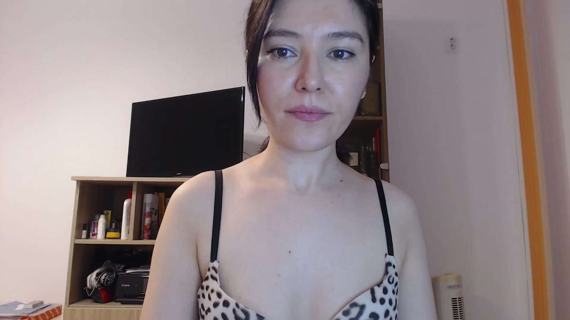Gallery image thumbnail from SailorJupitr's myfreecams stream on, 06/14/2025, 20:00 image 18 of 20